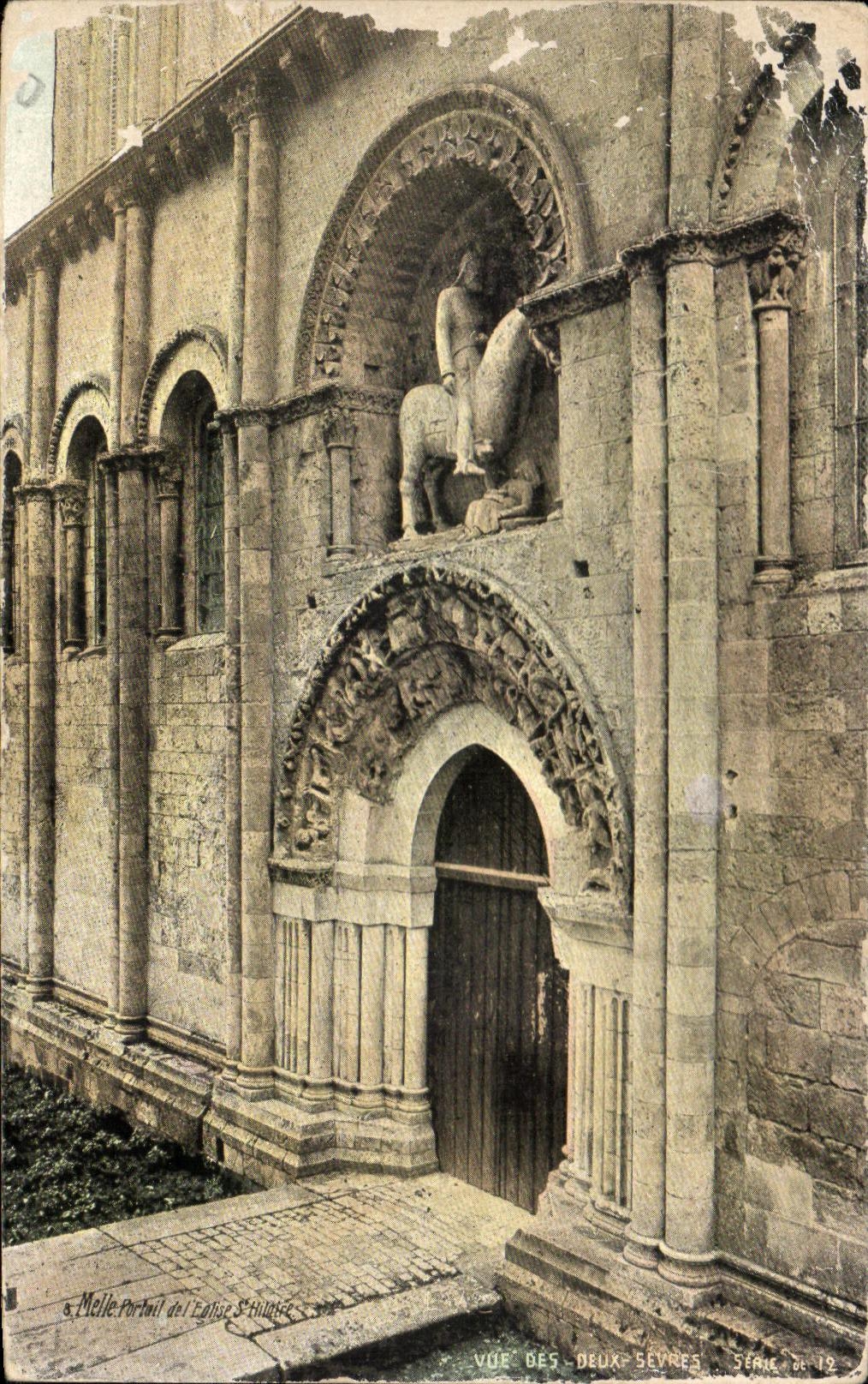 CPA Vue Of Both Separate Miss Portail of the church St Hilaire