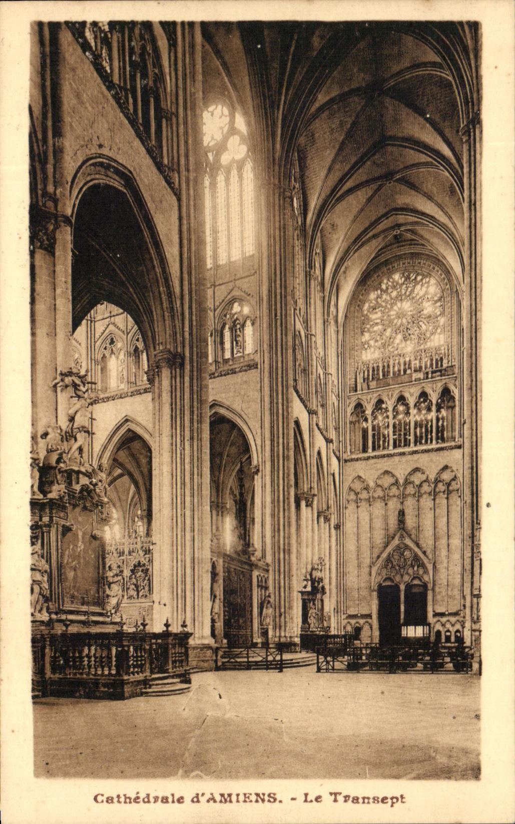CPA Cathedrale d'Ameins Le Transept 