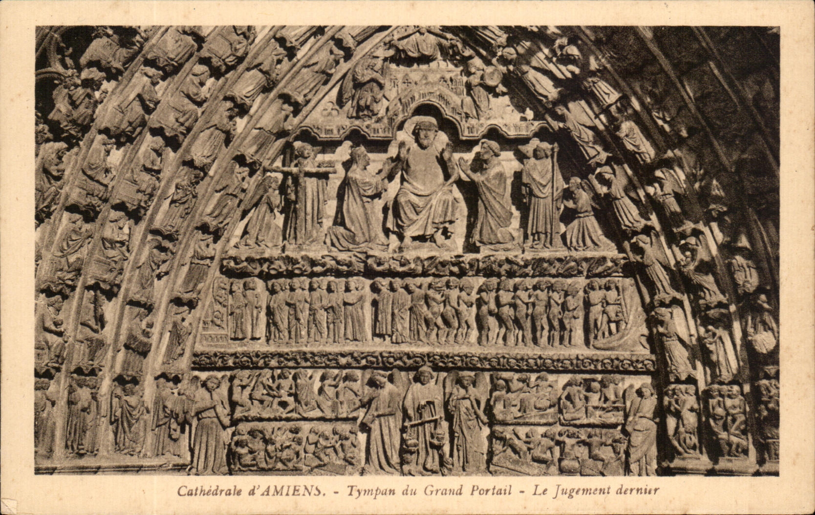 CPA Cathedrale d'Amiens Tympan Du Grand Portail Le Jugement Dernier