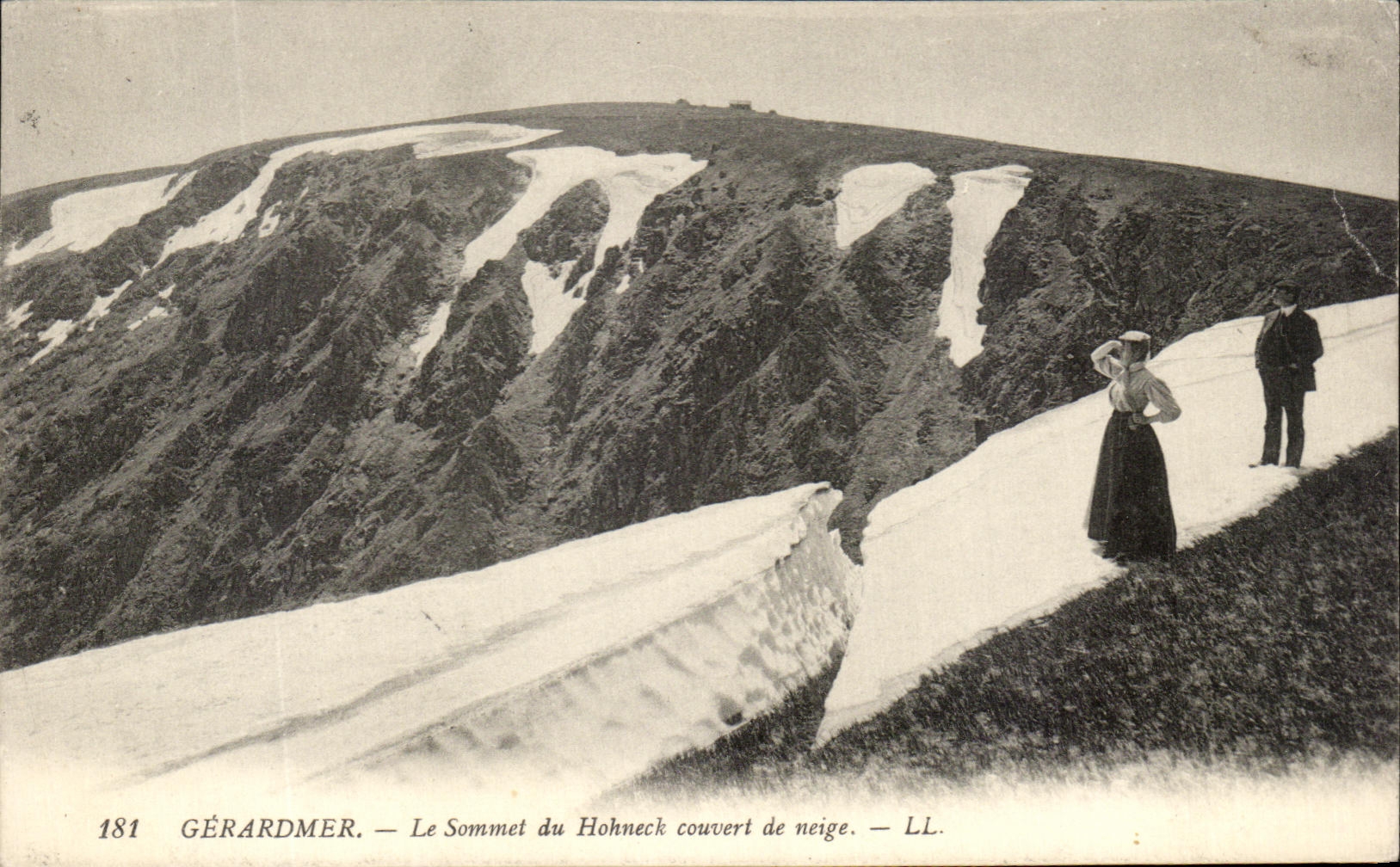 CPA Gerardmer Le Sommet du Hohneck Couvert de Neige