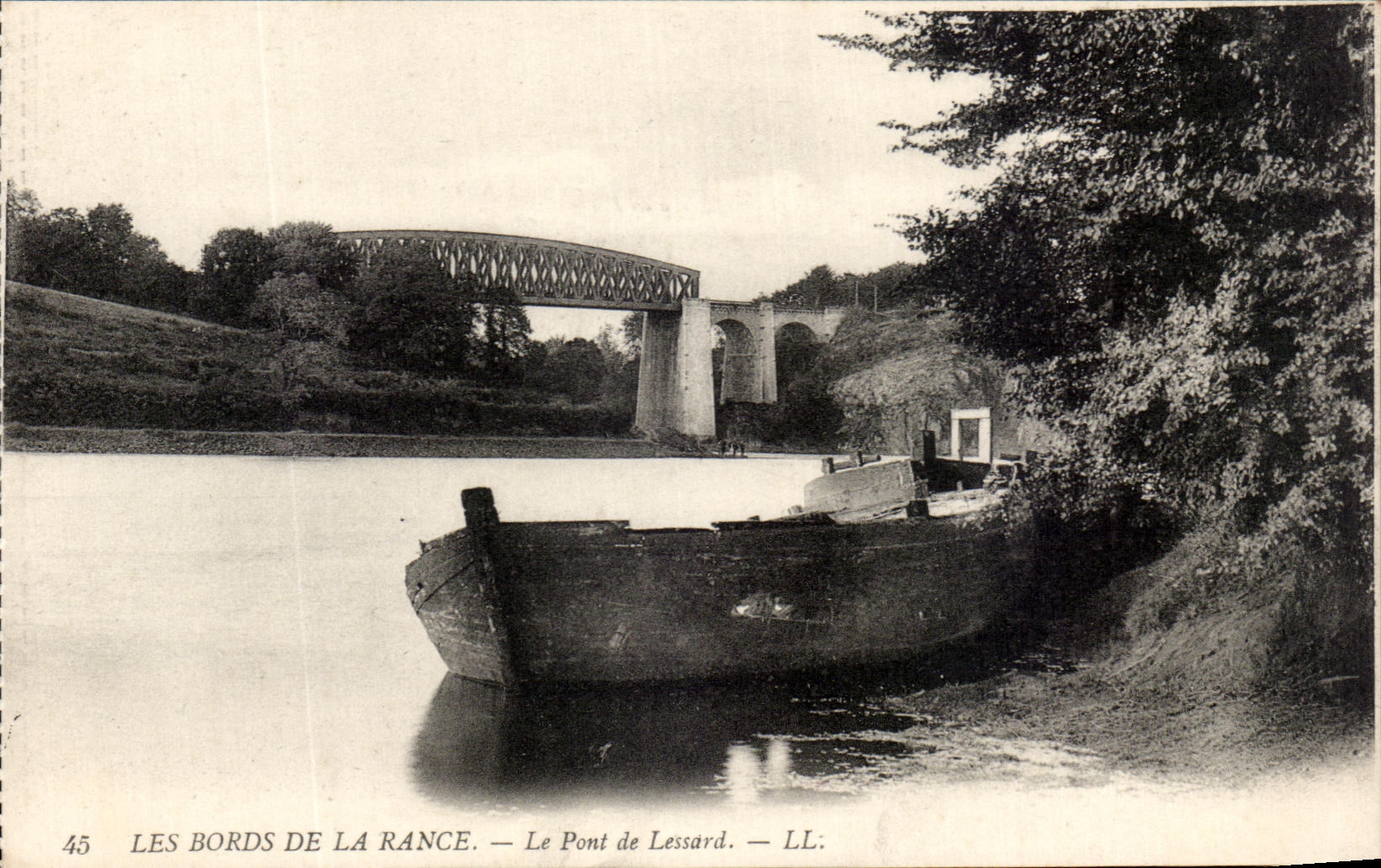 CPA Edges Of rancio el puente del barco de Lessard