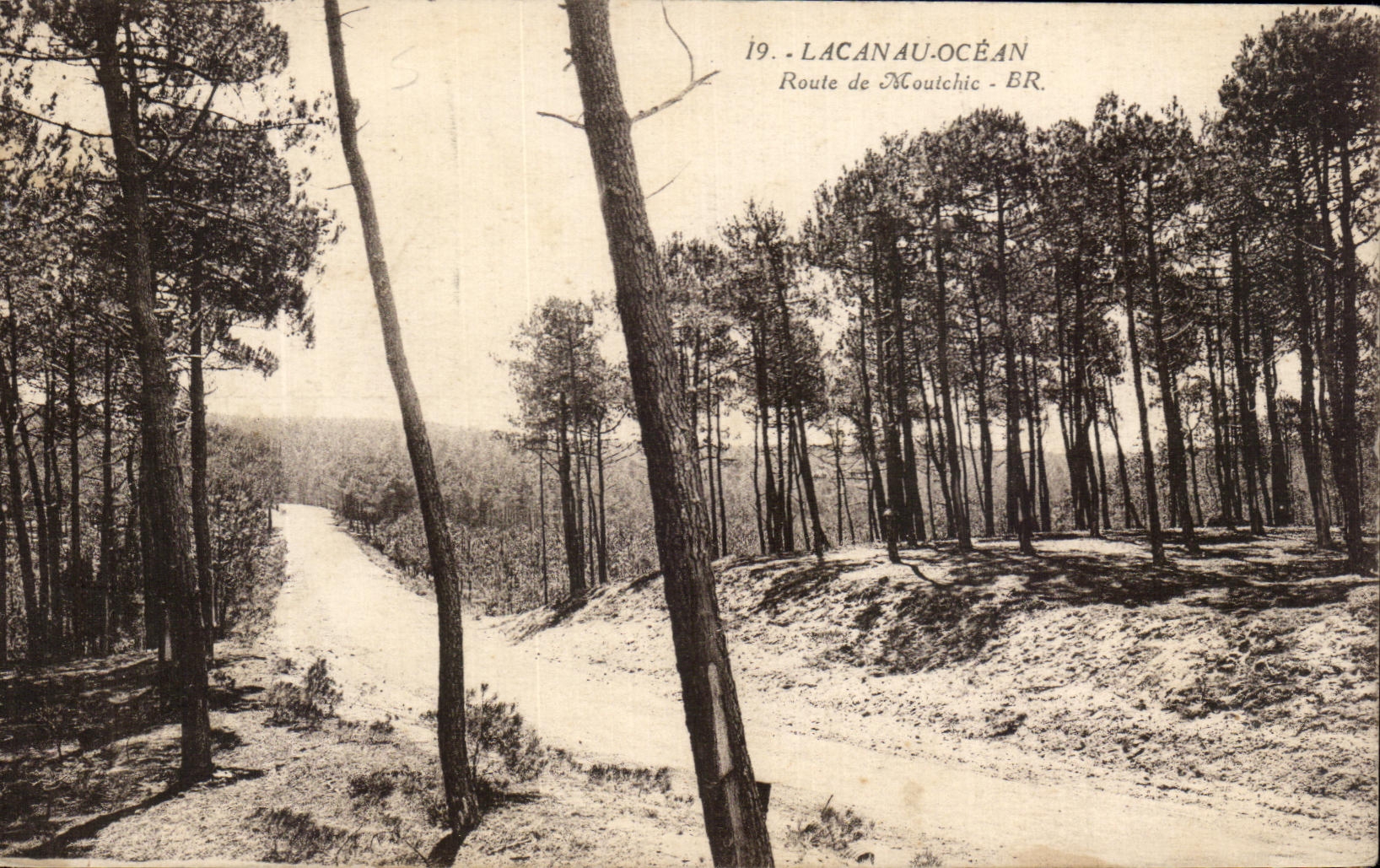 CPA Lacanau Ocean Road De Moulchic