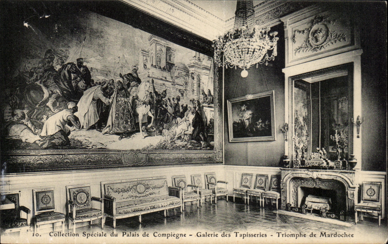 CPA Palais of Compiegne Galerie of the Tapestries Triumphs over Mardochee