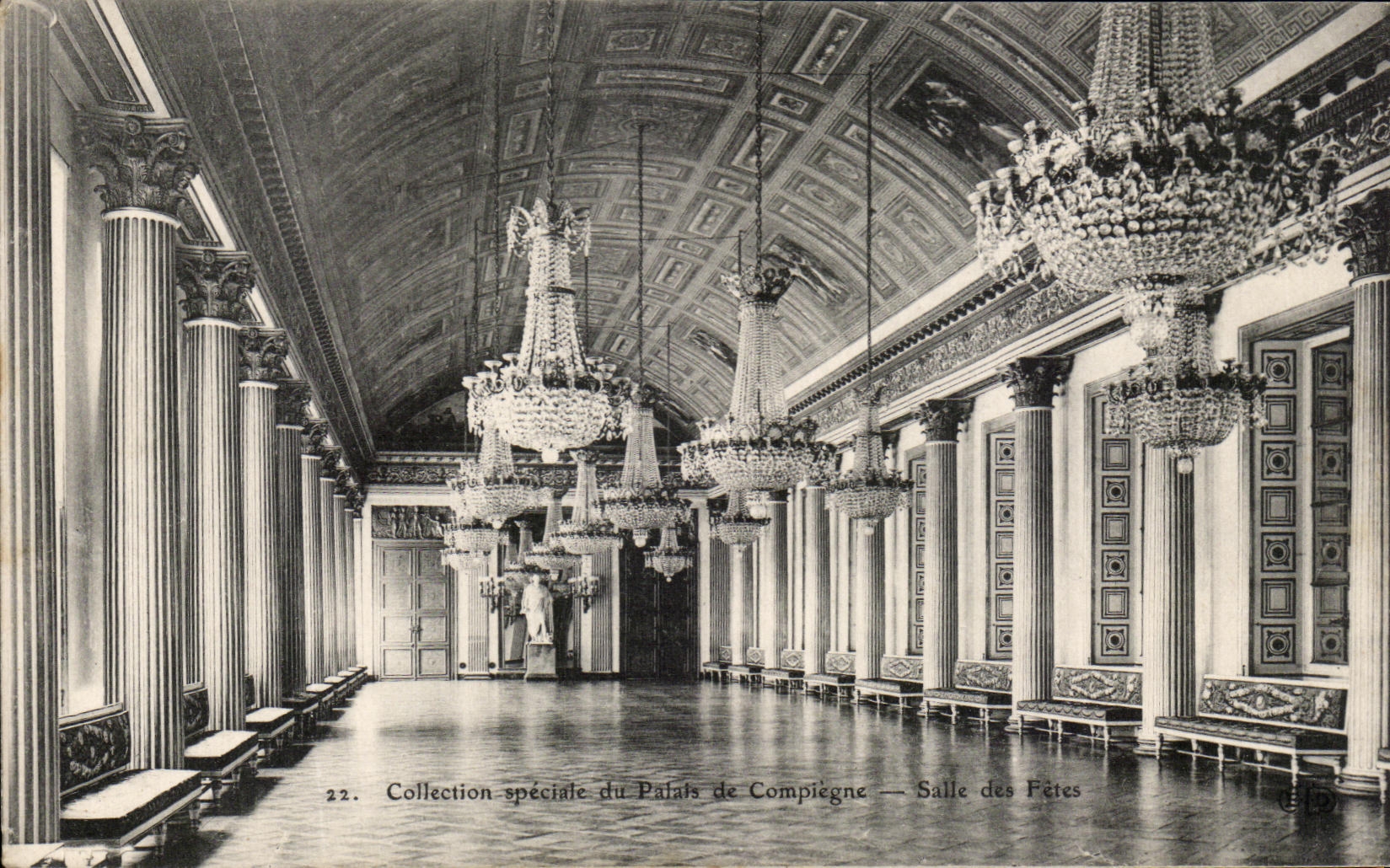 CPA Palate of Complegne Room of Petes