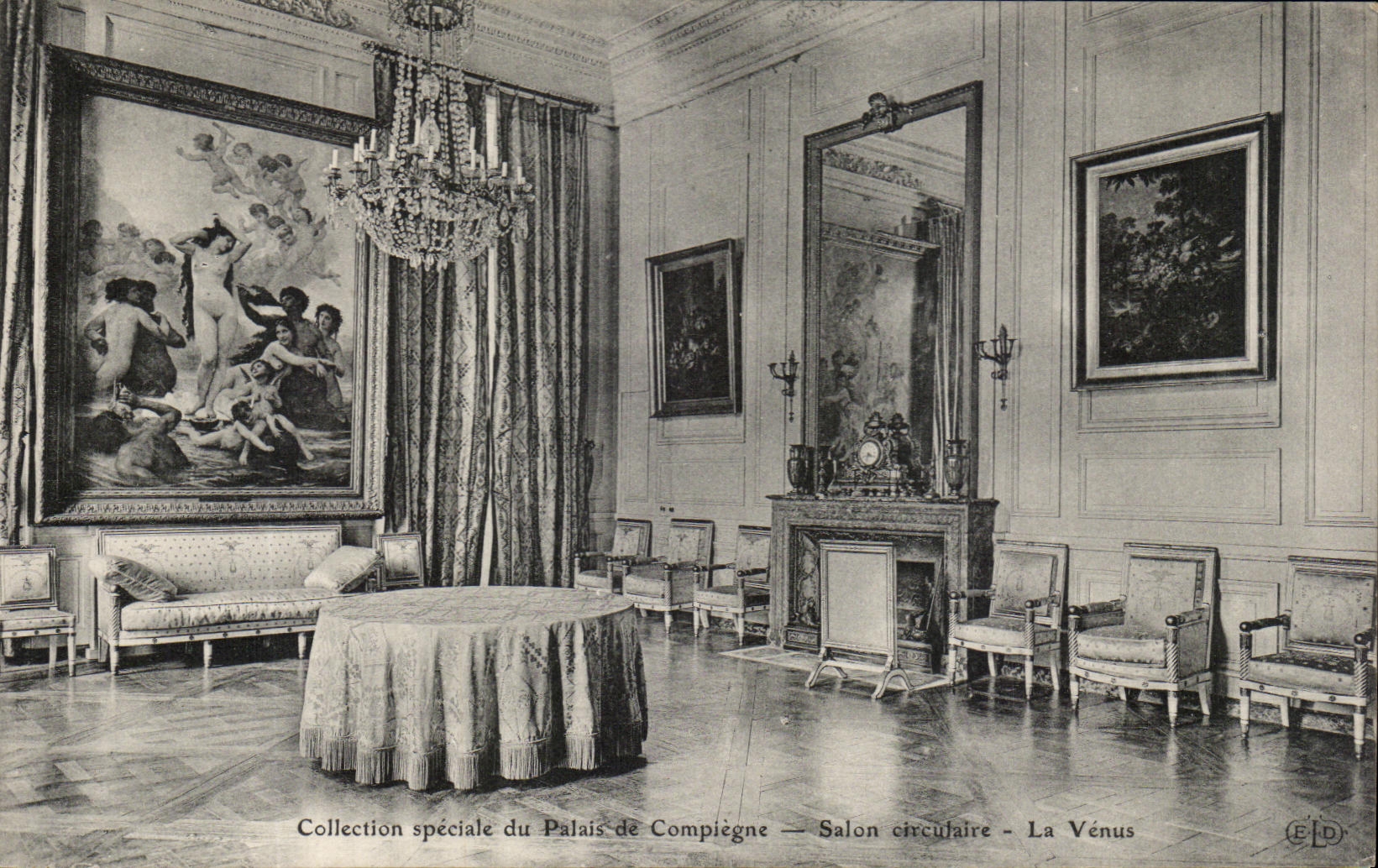 CPA Palate of circular Compiegne Living room Come