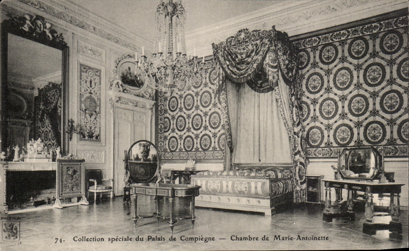 CPA Palate of Compiegne Room of Marie Antoinette
