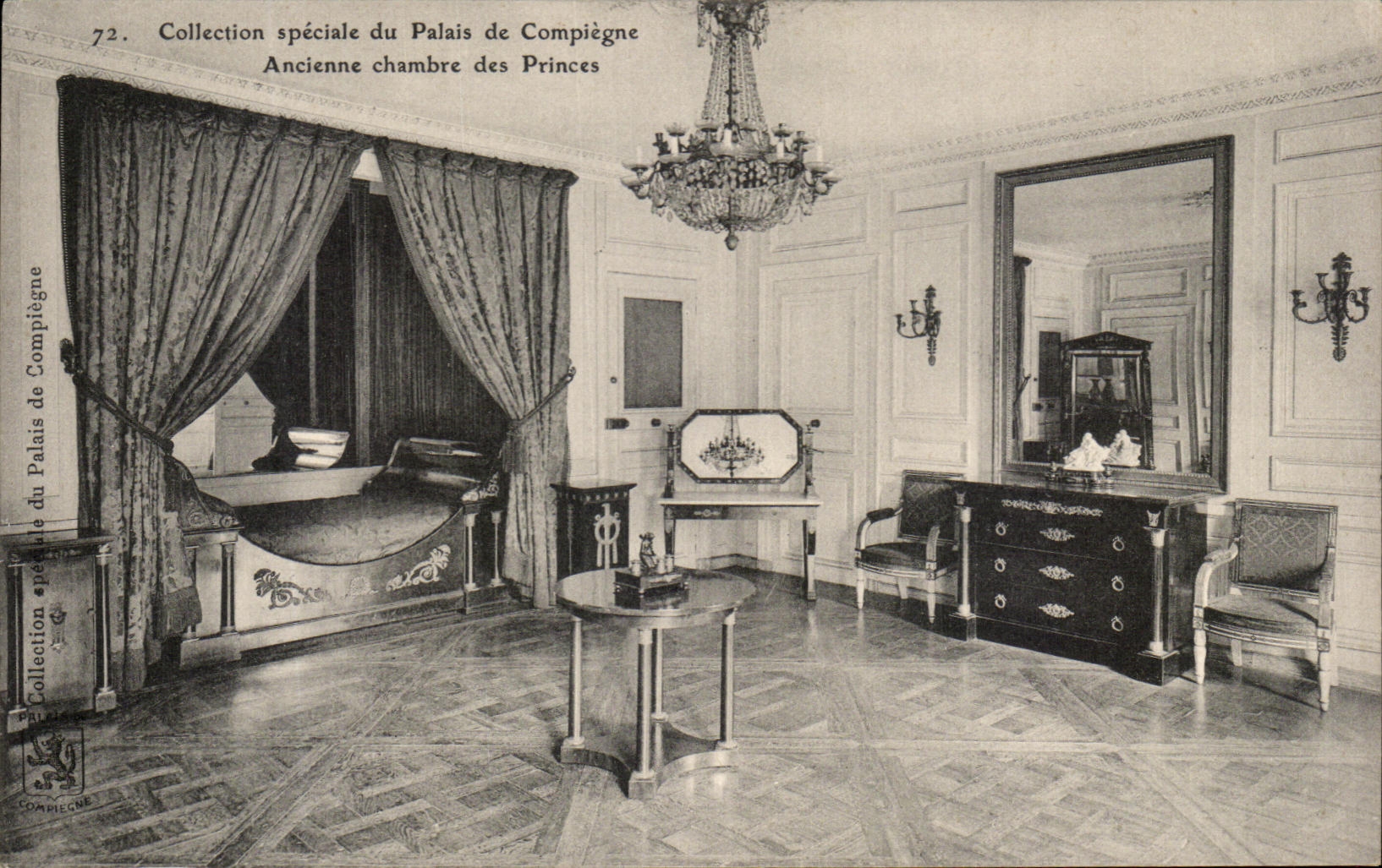 CPA Palate of Compiegne Old Room of the Princes