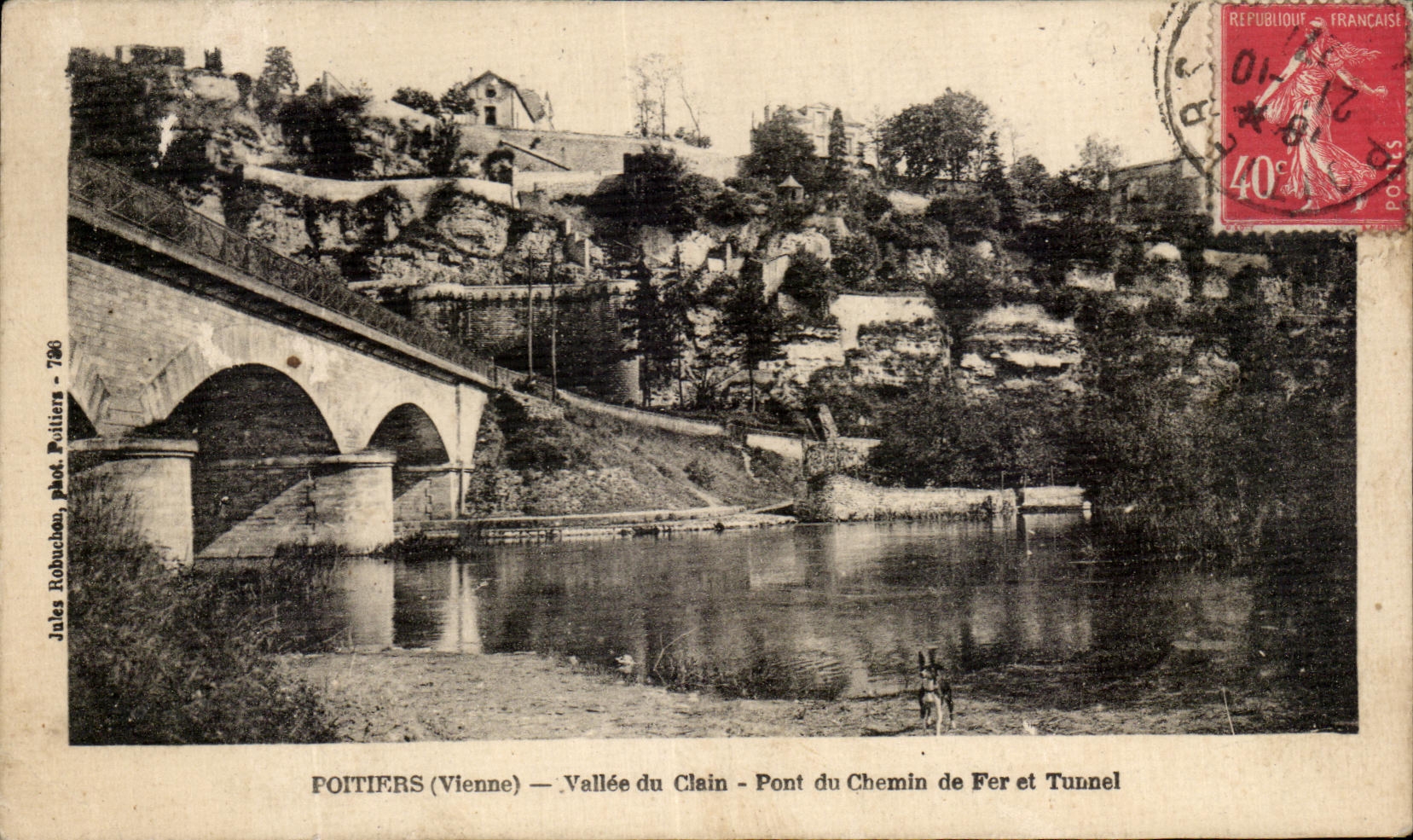 CPA Poitiers Vallee Du chain Pont Chemin De Fer Et Tunnel