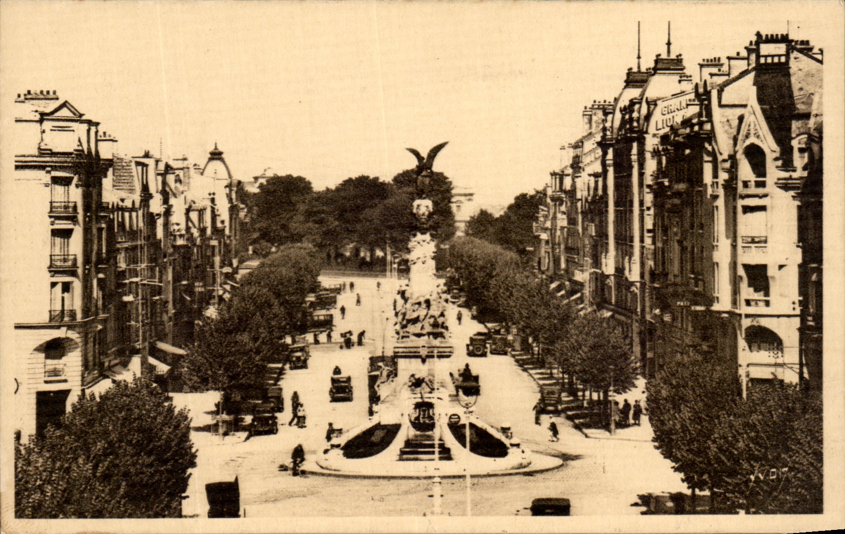 CPA Rheims the Fountain Sube And Place Drouet d' Erlon