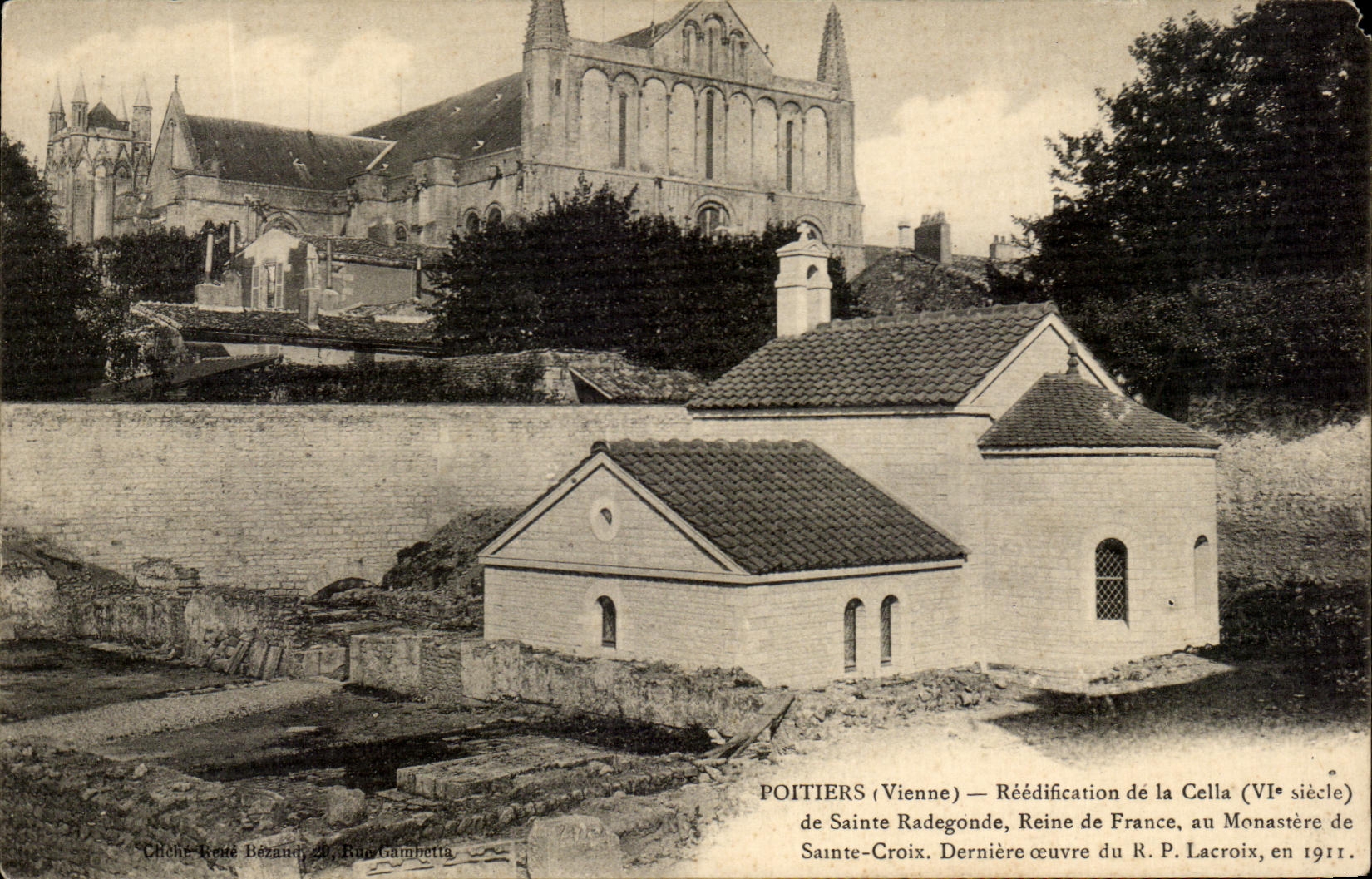 CPA Poitiers Reedification De La Cella De Sainte Radegonde Reine De France