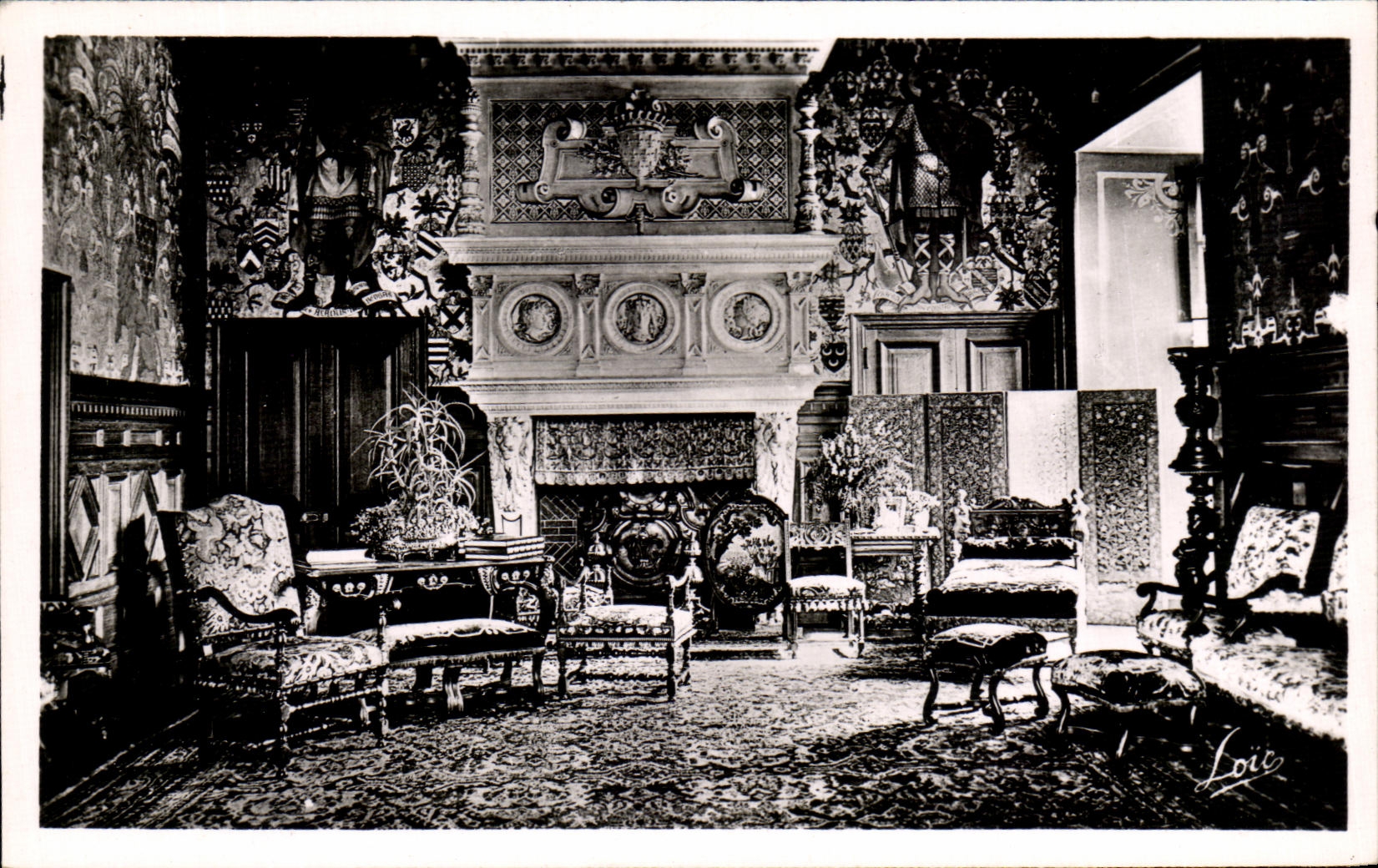 CPA Combourg Interieur Du Chateau Le Salon
