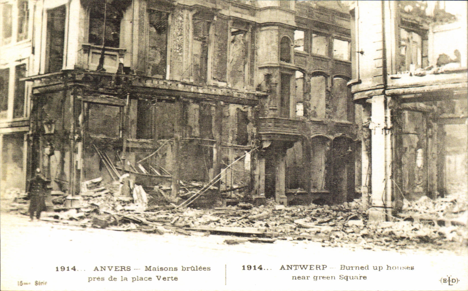 Las casas de CPA Amberes Brulees cierran Of el lugar verde Militaria