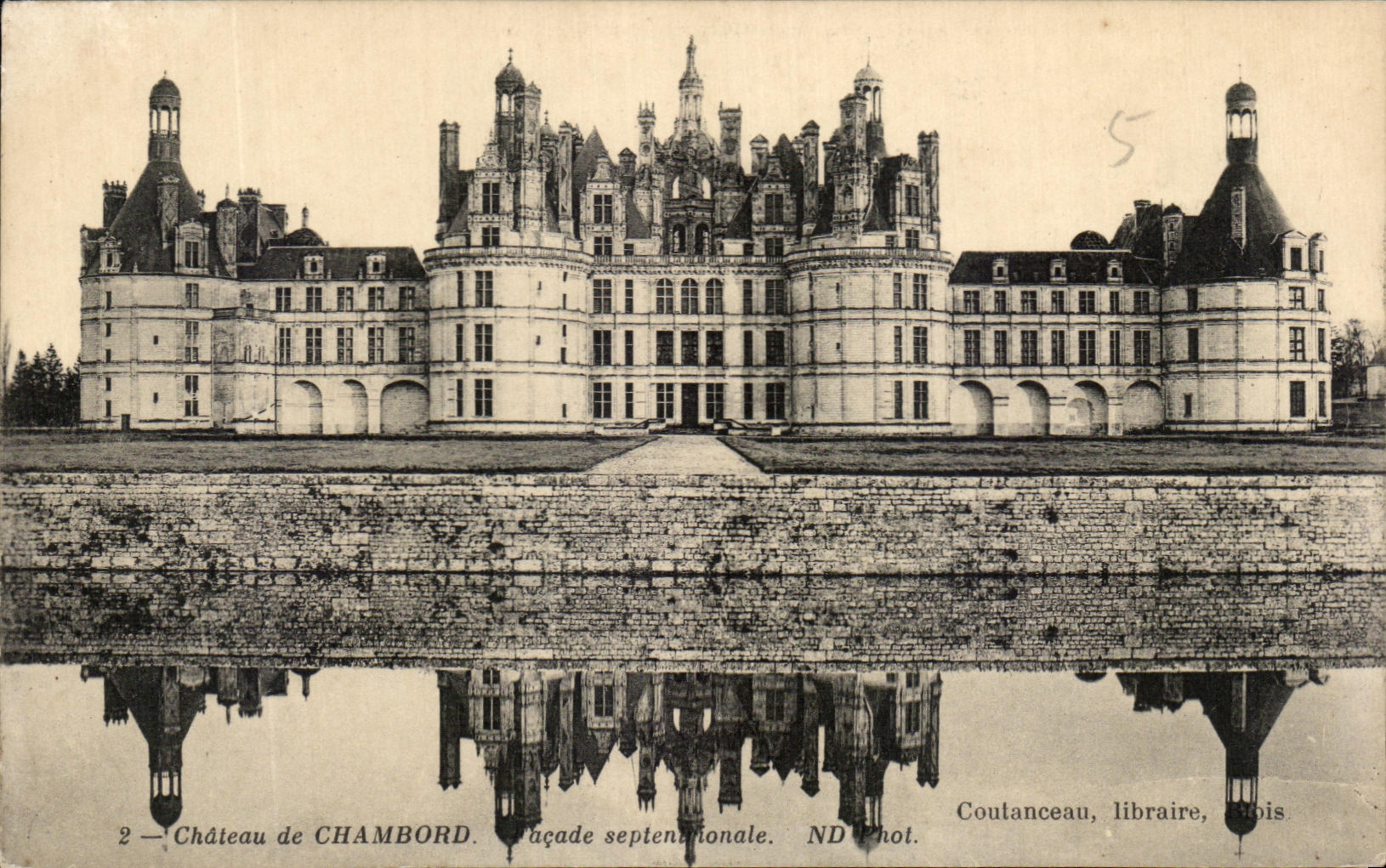 CPA Chambord Le Chateau septentrionale 