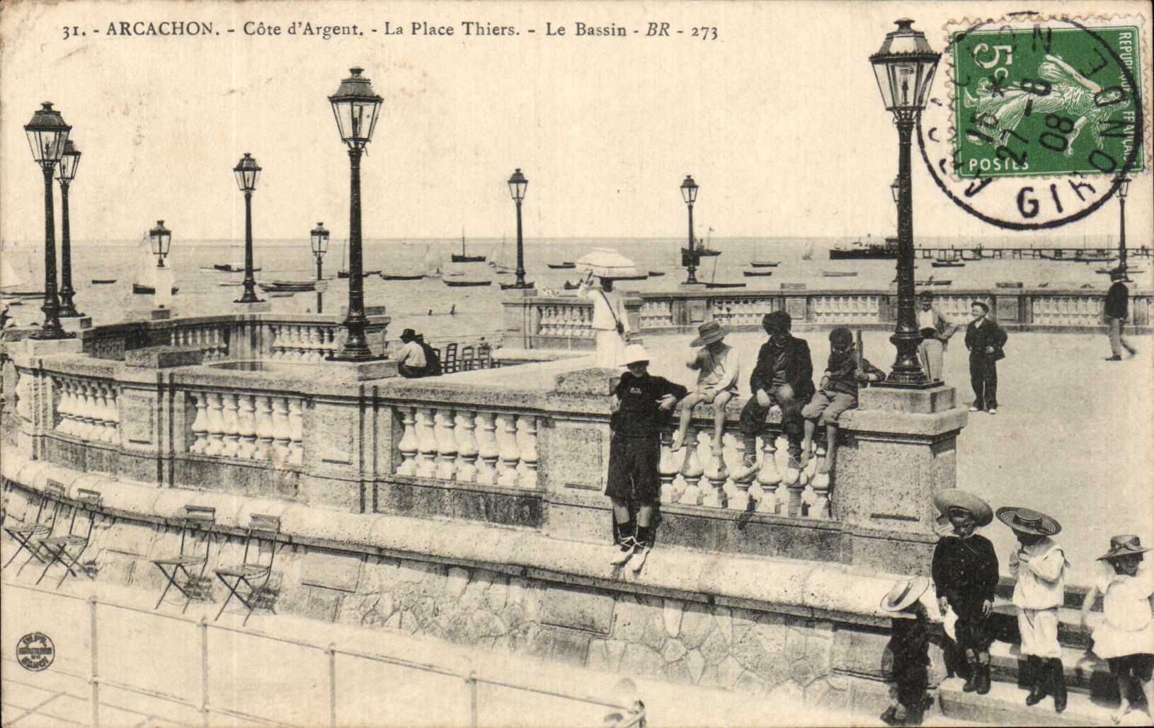 CPA Arcachon Cote d'Argent La Place Thiers Le Bassin Enfants