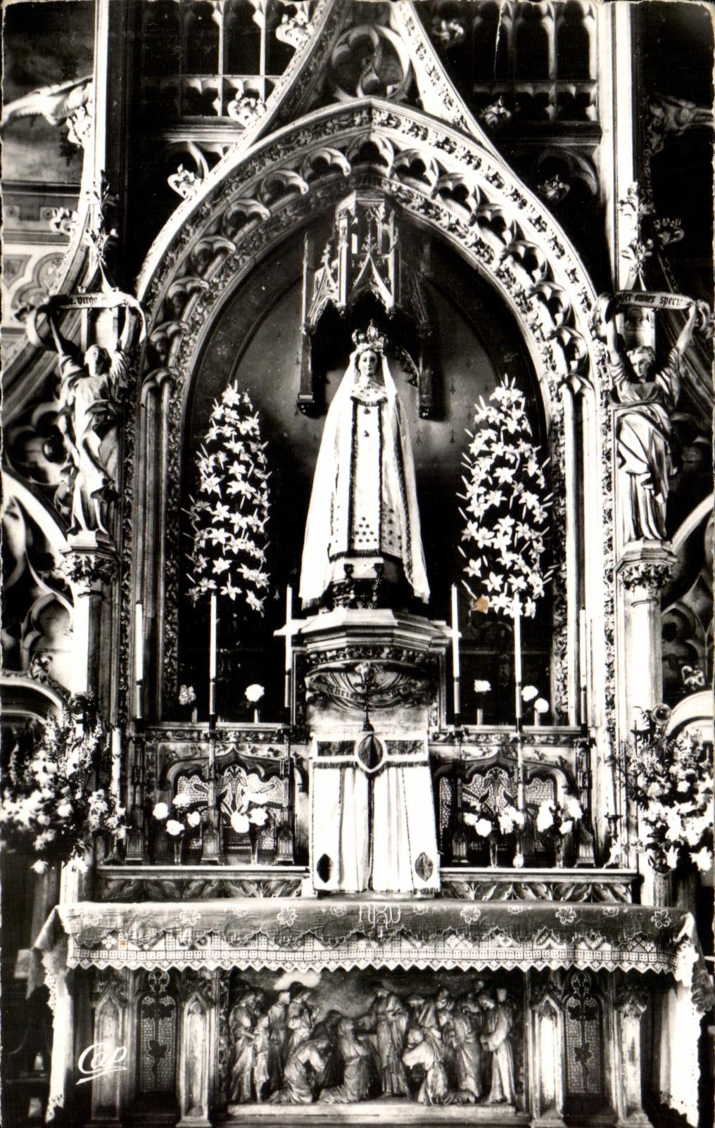 CPSM Josselin Statue Of nuestra senora Of Roncier