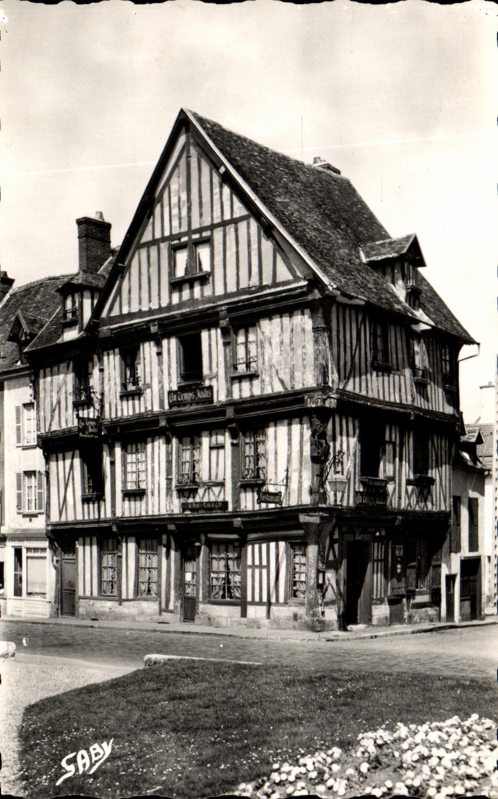 CPSM Vernon Le Vieux Logis