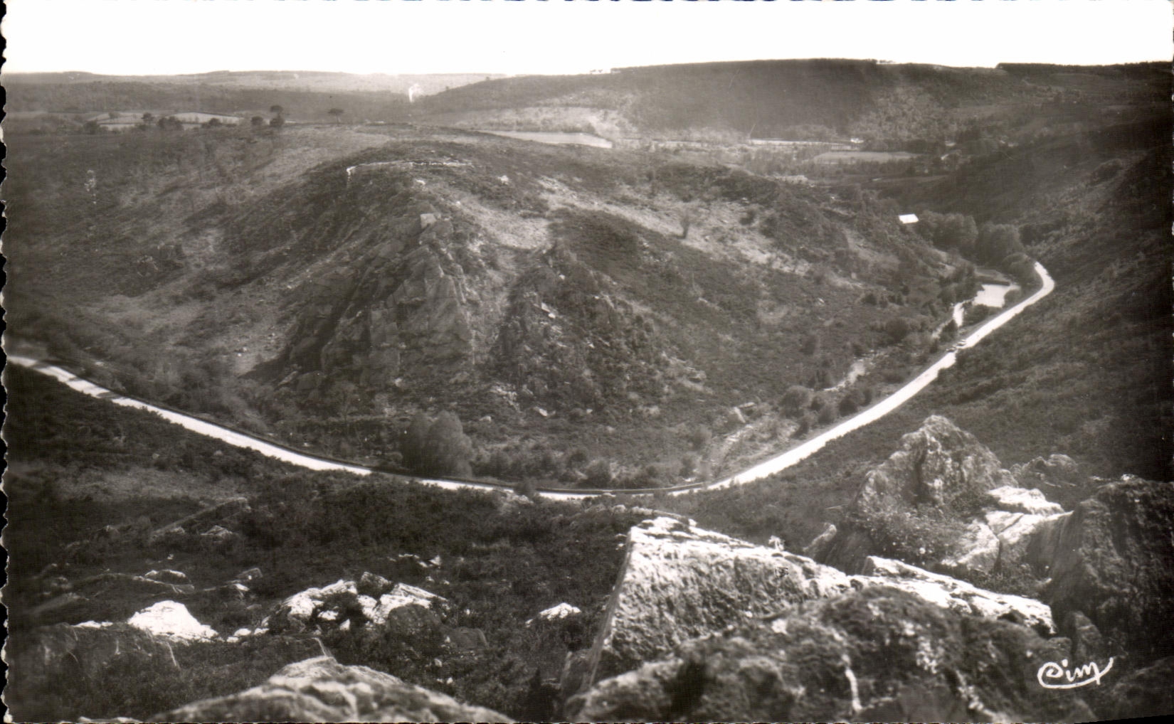 CPSM Gouarec Falls Of Longeau And Vallee Of Daoulas