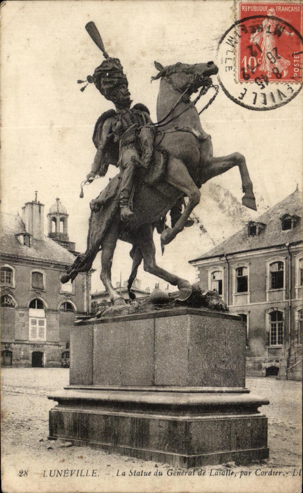 CPA Luneville La Staue Du General De Lasalle Par Cordier Militaria Cosaque 