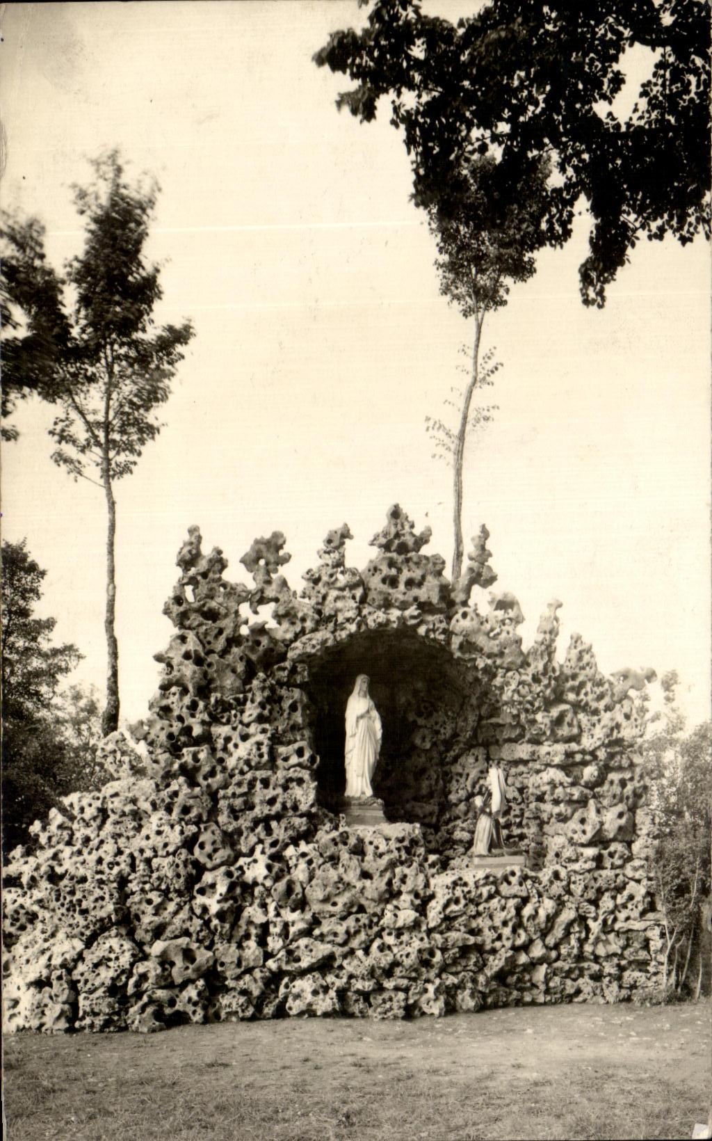 CPA Statue Lourdes