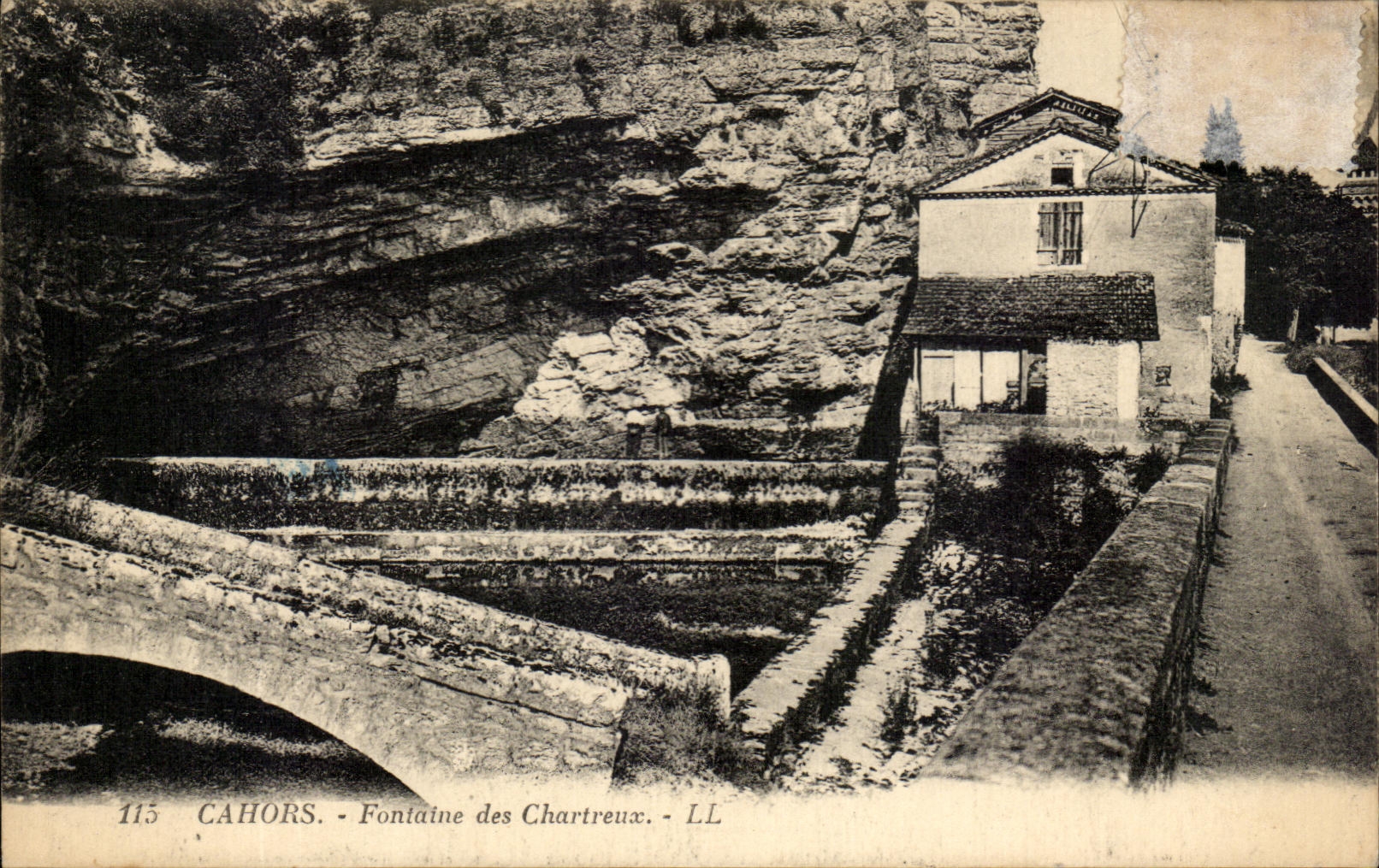 Fuente de CPA Cahors de los monjes cartujos