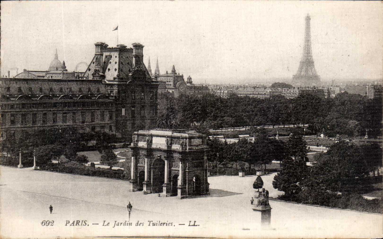 CPA Paris el jardin de la torre Eiffel de Tileries