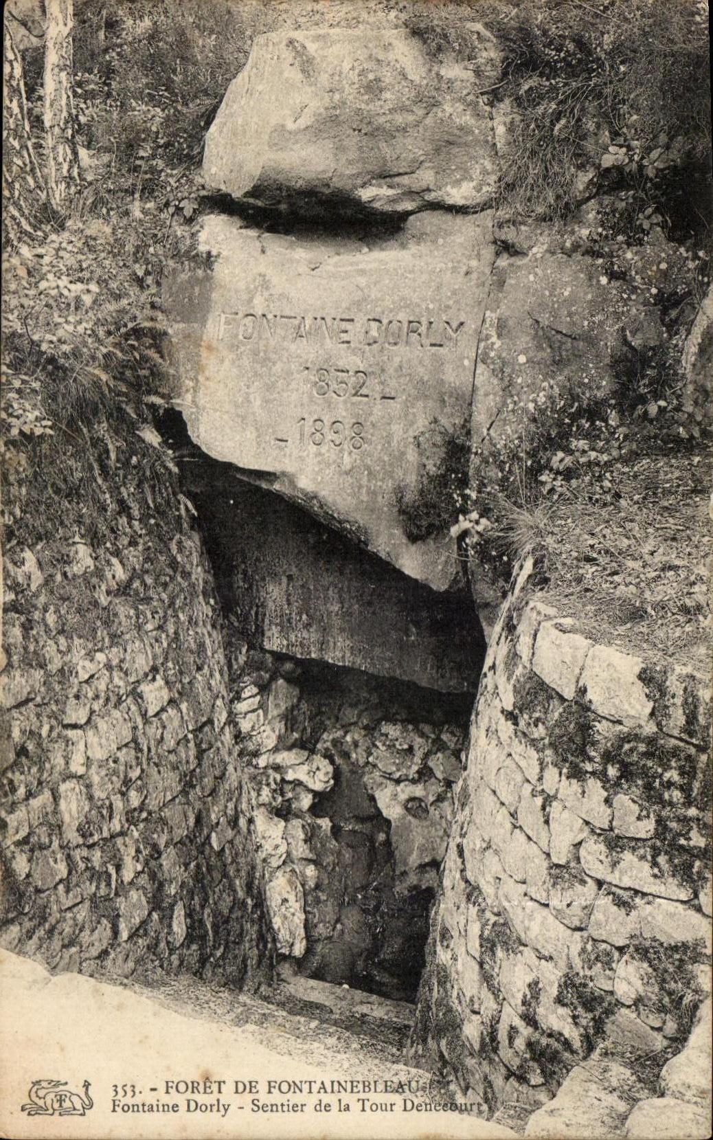 CPA Drill De Fontainebleau Fountain Dorly Path of the Denecoury Tower