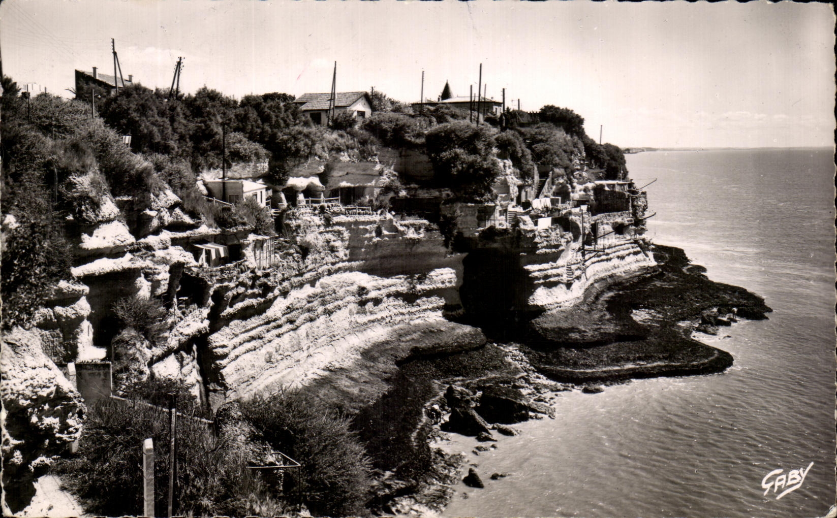 CPA Meschers Caves of the Fountains