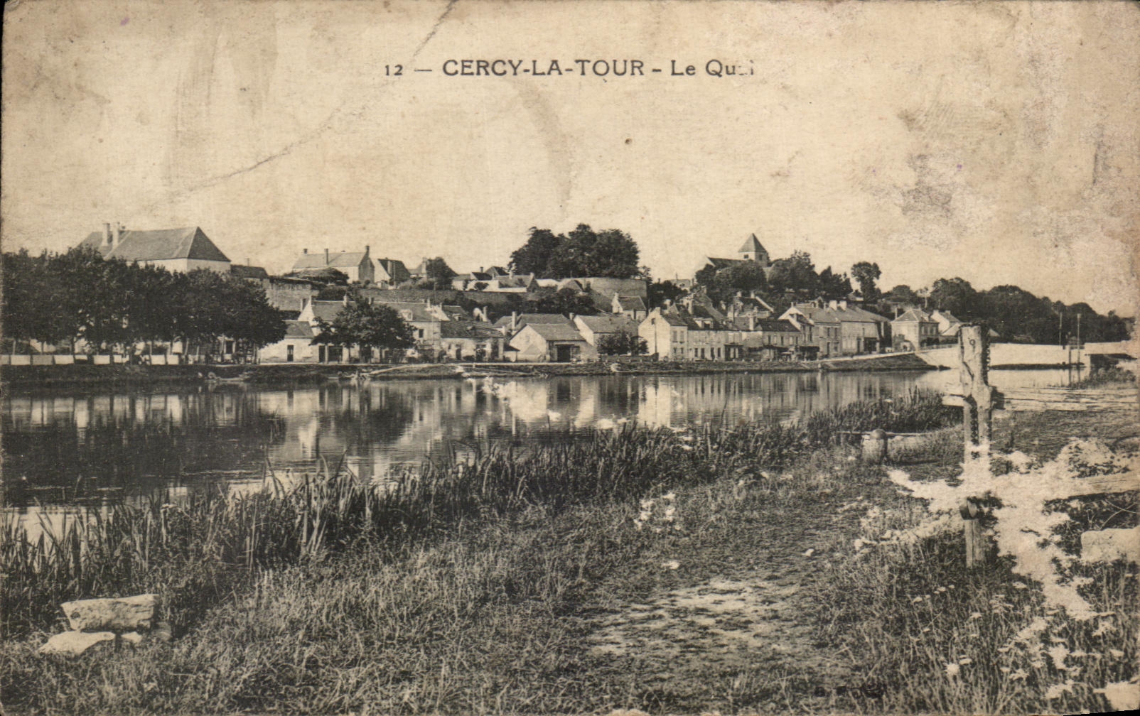 CPA Cercy the Tower the Quay