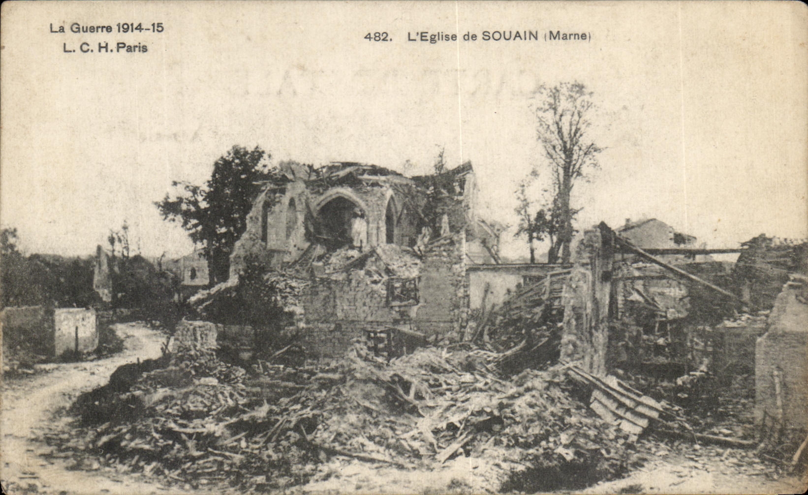 CPA the War the Church De Souain Militaria