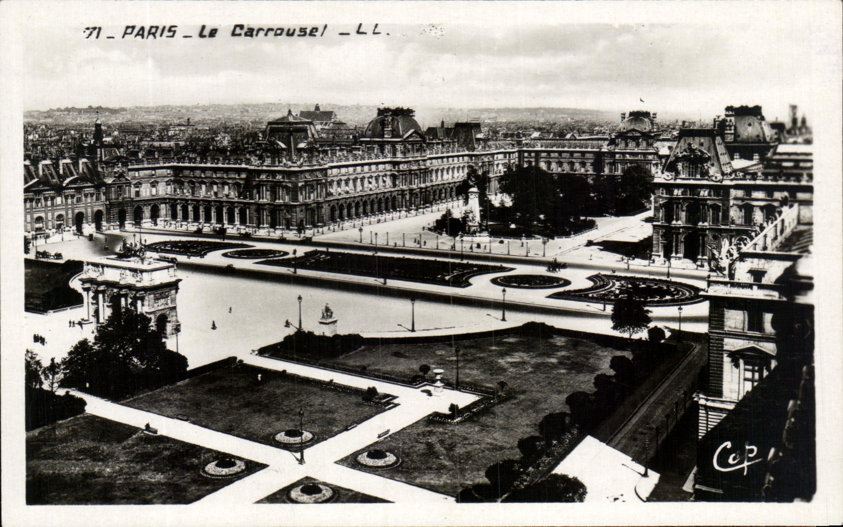 CPA Paris el carrusel de la lumbrera