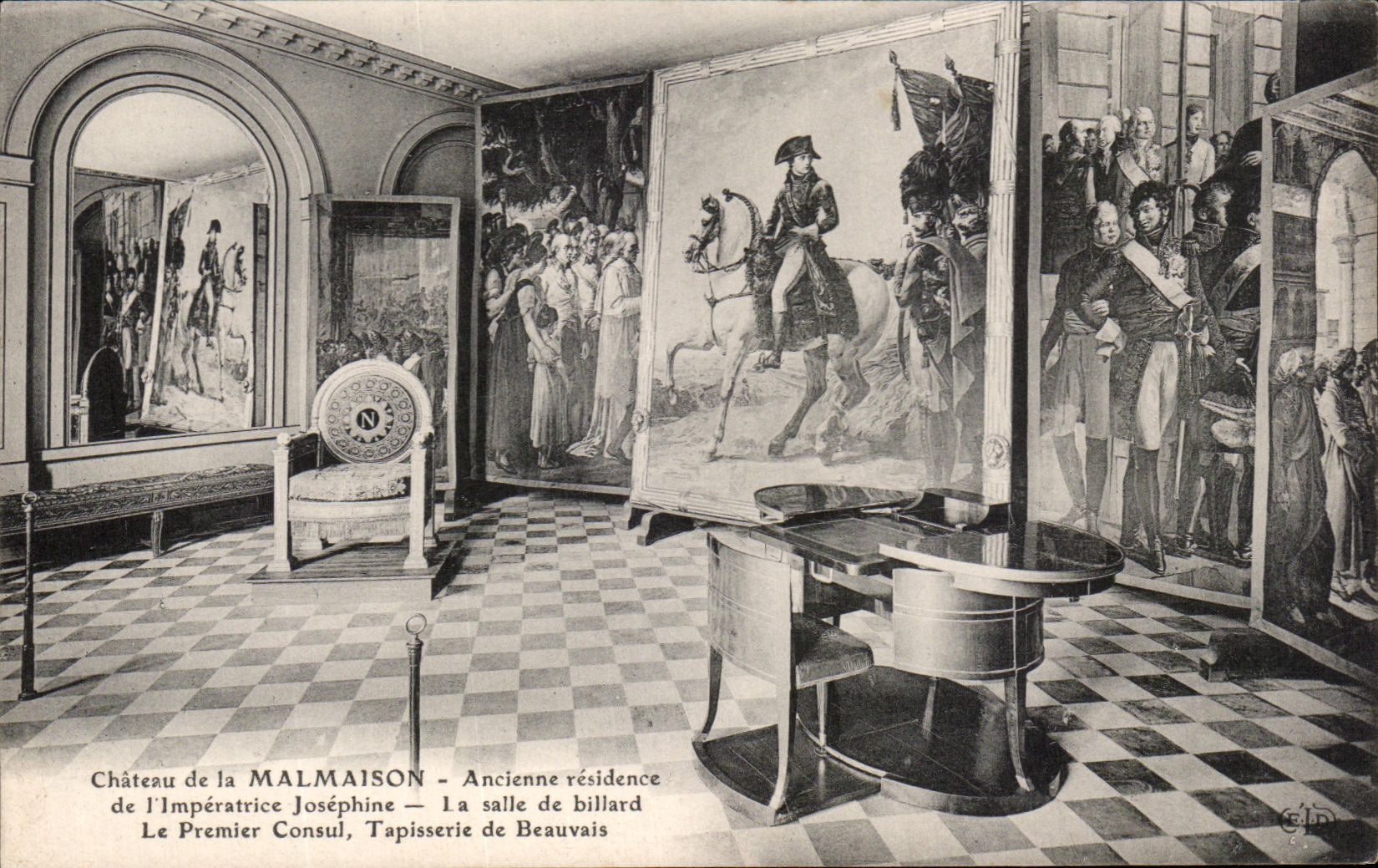 CPA Castle of Malmaison Old residence of I' Imperatrice Josephine Napoleon 1st