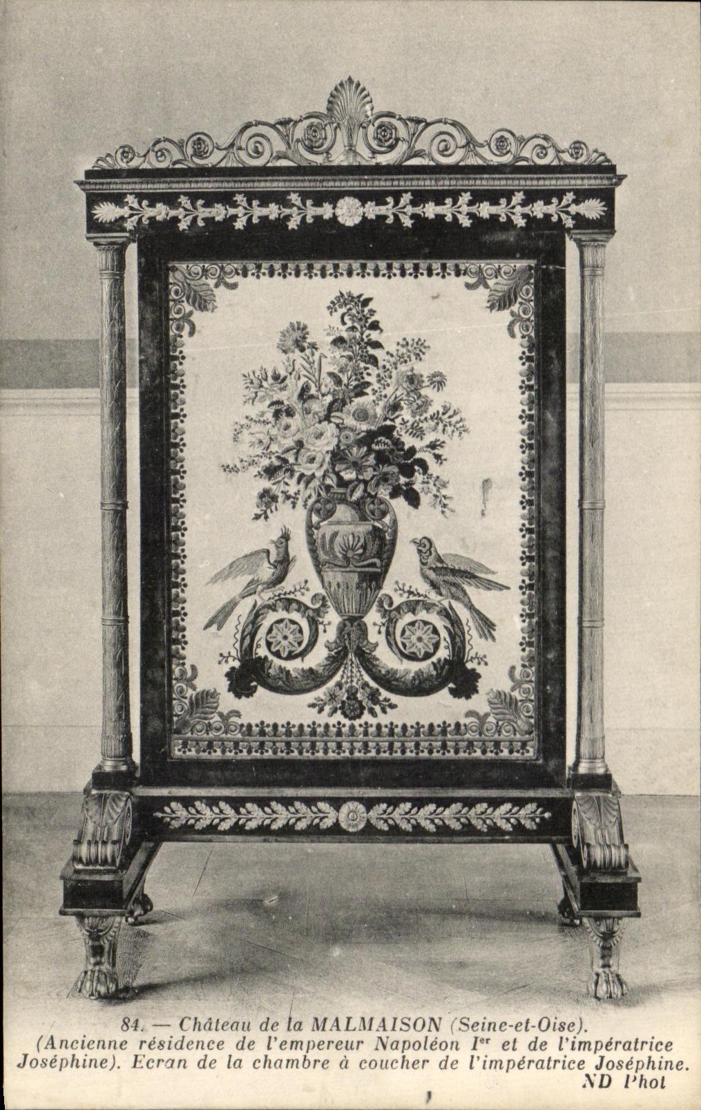 CPA Castle of Malmaison Ecran of the room has to sleep of the Josephine empress