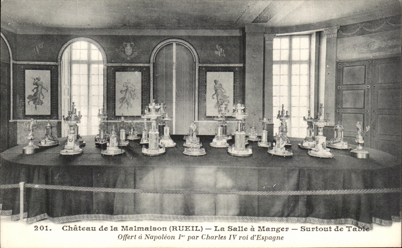 CPA Castle of Malmaison Dining room Especially of Table Offered D Napoleon L by Charles King d' Espagne