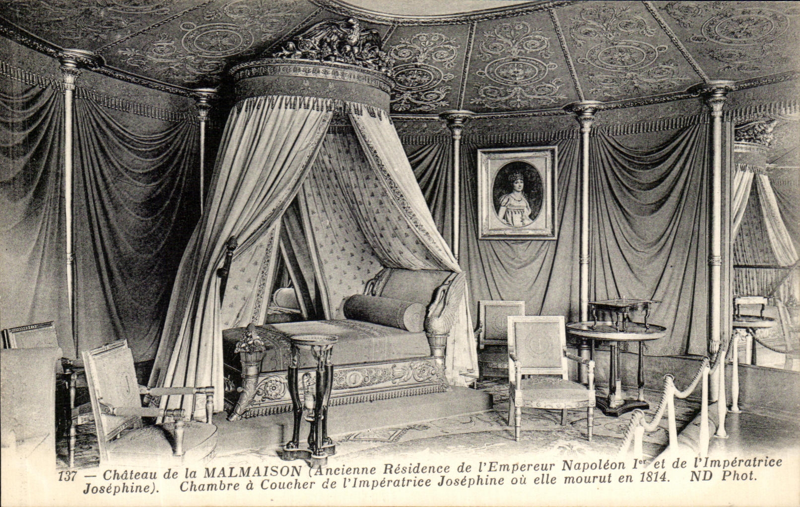 CPA Castle Of Malmaison Chambre has Coucher Of the Empress Josephine Or She Died