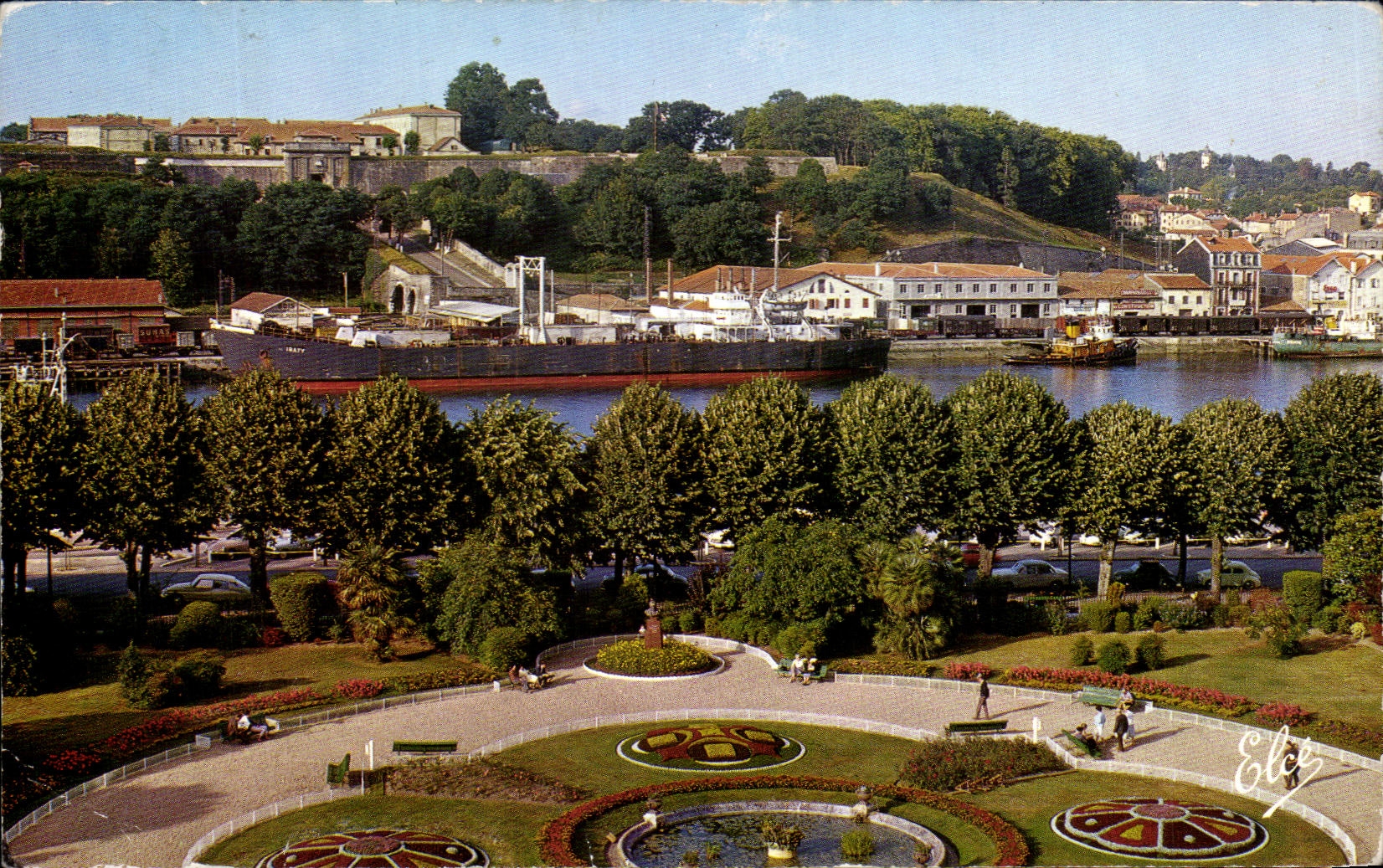 CPSM Bayonne Gardens At the bottom the Citadel Boat