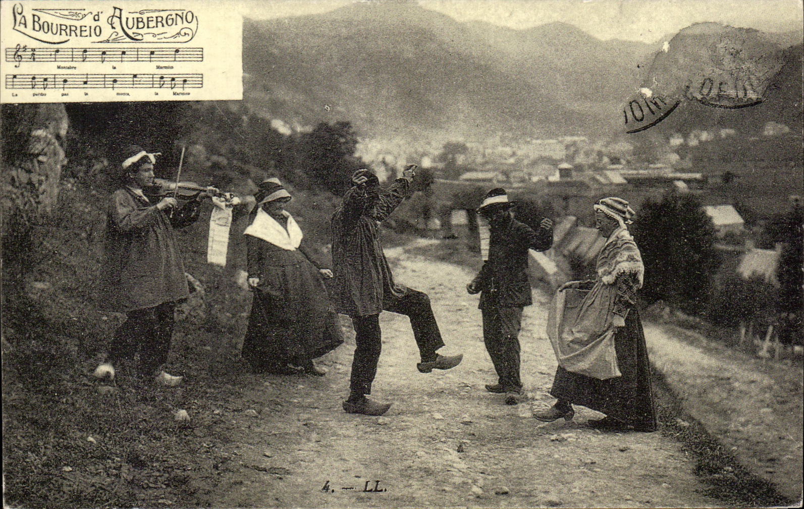 REPRO La Bourreio Aubergno Auvergne Folklore Danse