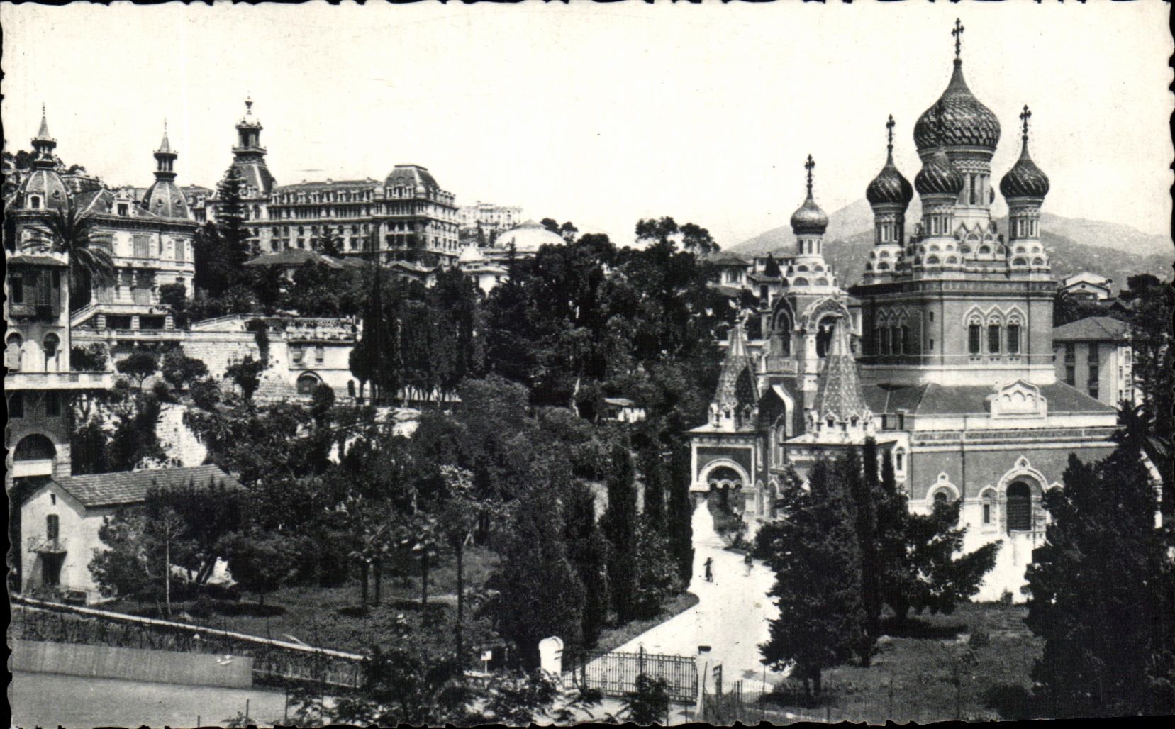 CPA Niza la iglesia rusa la universidad del parque lmperial
