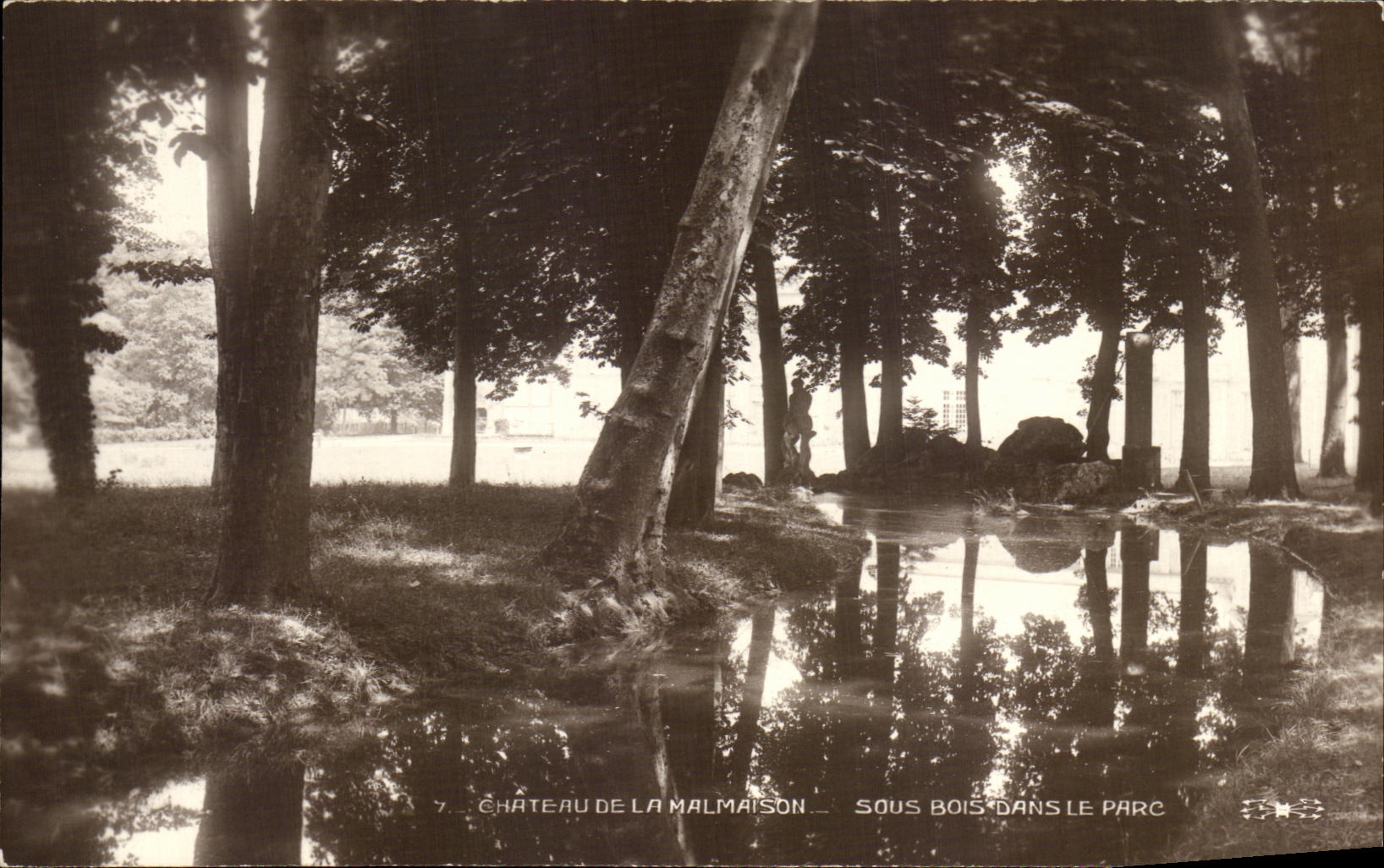 CPA Castle Of Malmaison Under Wood In the Park