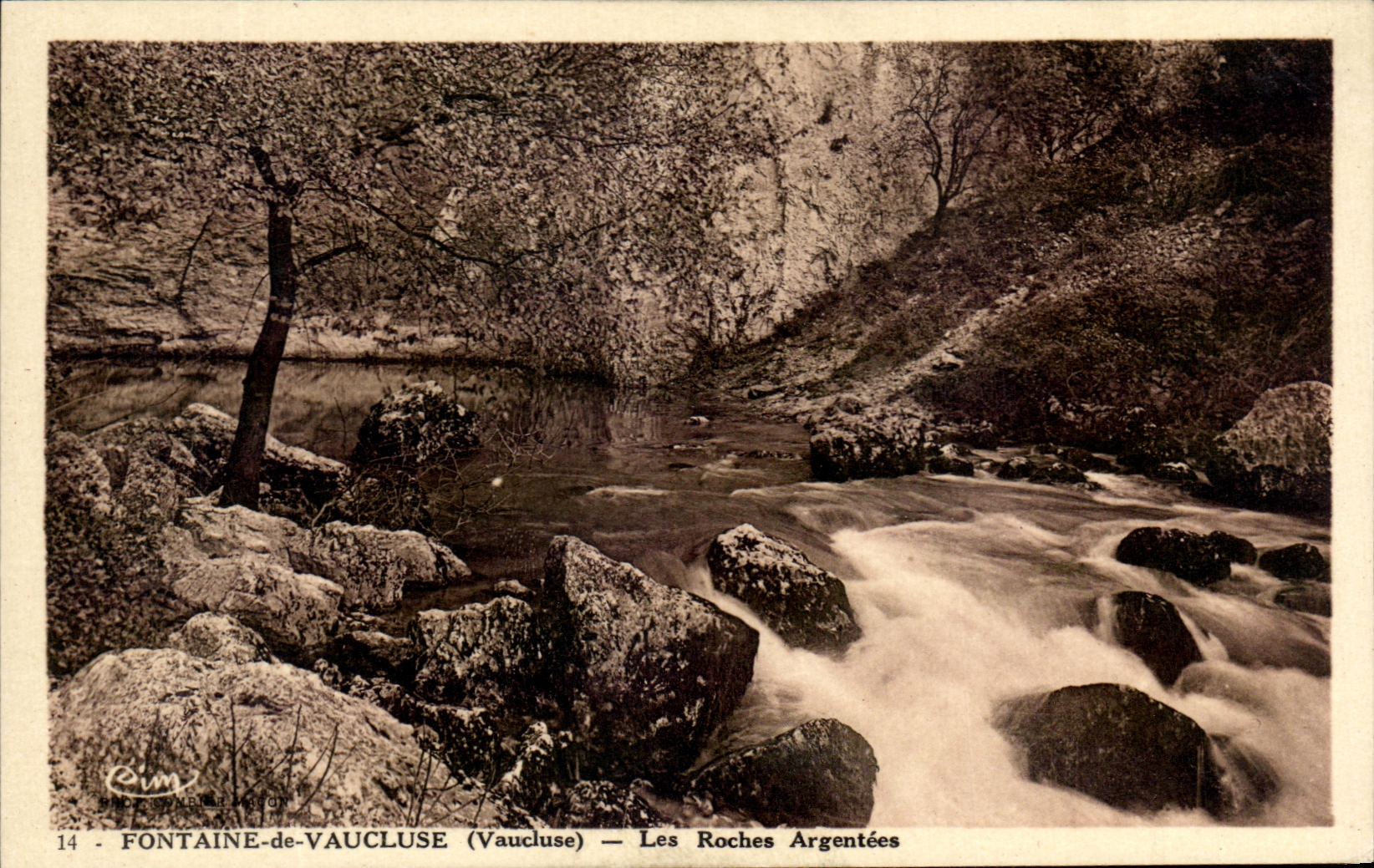 Fuente de CPA de Vaucluse las rocas de Argentees