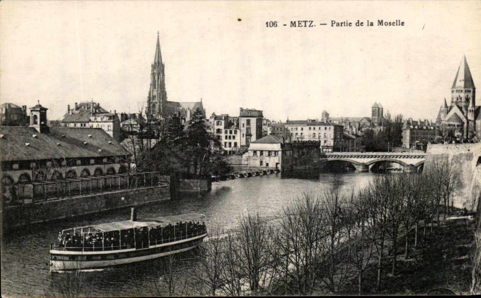 CPA Metz a la izquierda del barco de Mosela