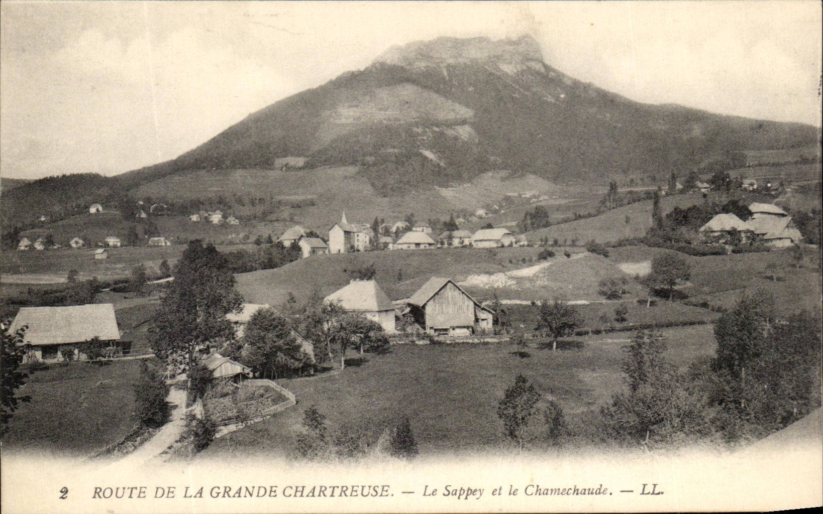 CPA Route De La Grande Chartreuse Le Sappey et le Chamechaude
