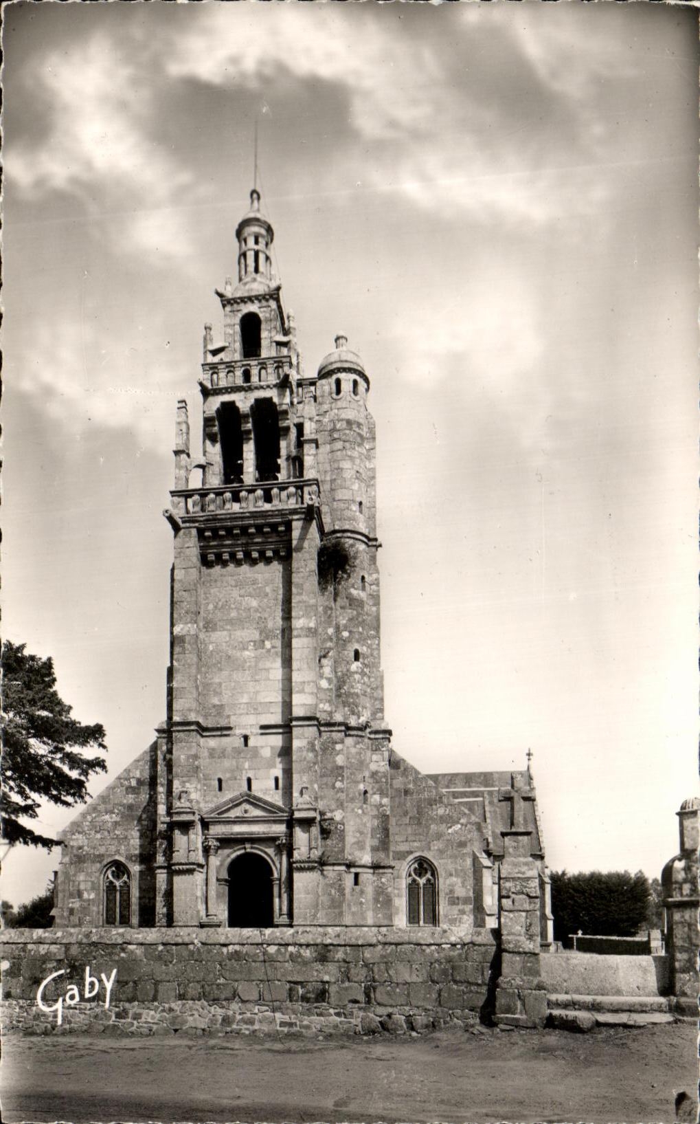 CPSM Ploubezre the Church