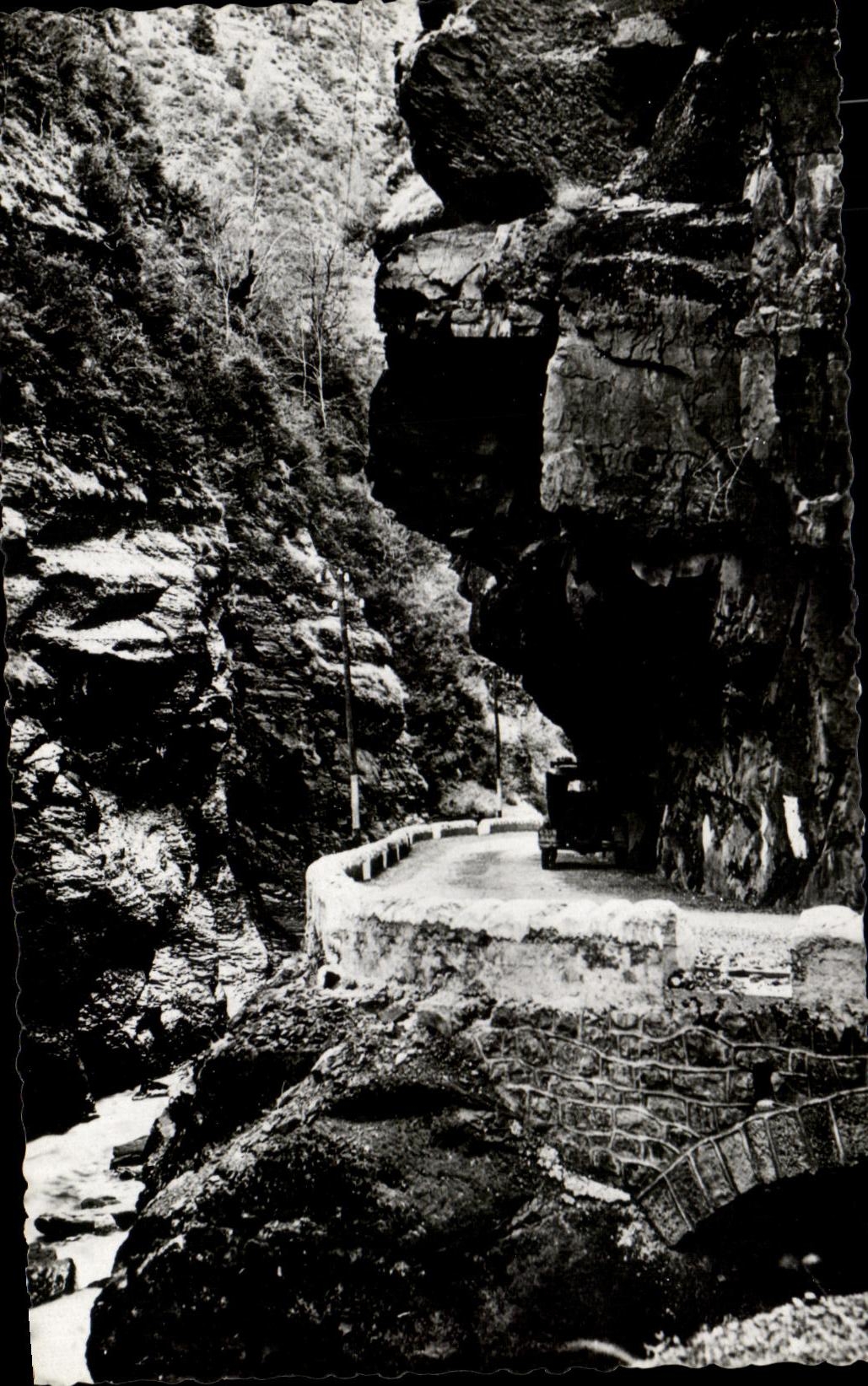 Sitios hermosos de CPA de las montan@as Martimes el camino de Beuil en las caidas de Cians