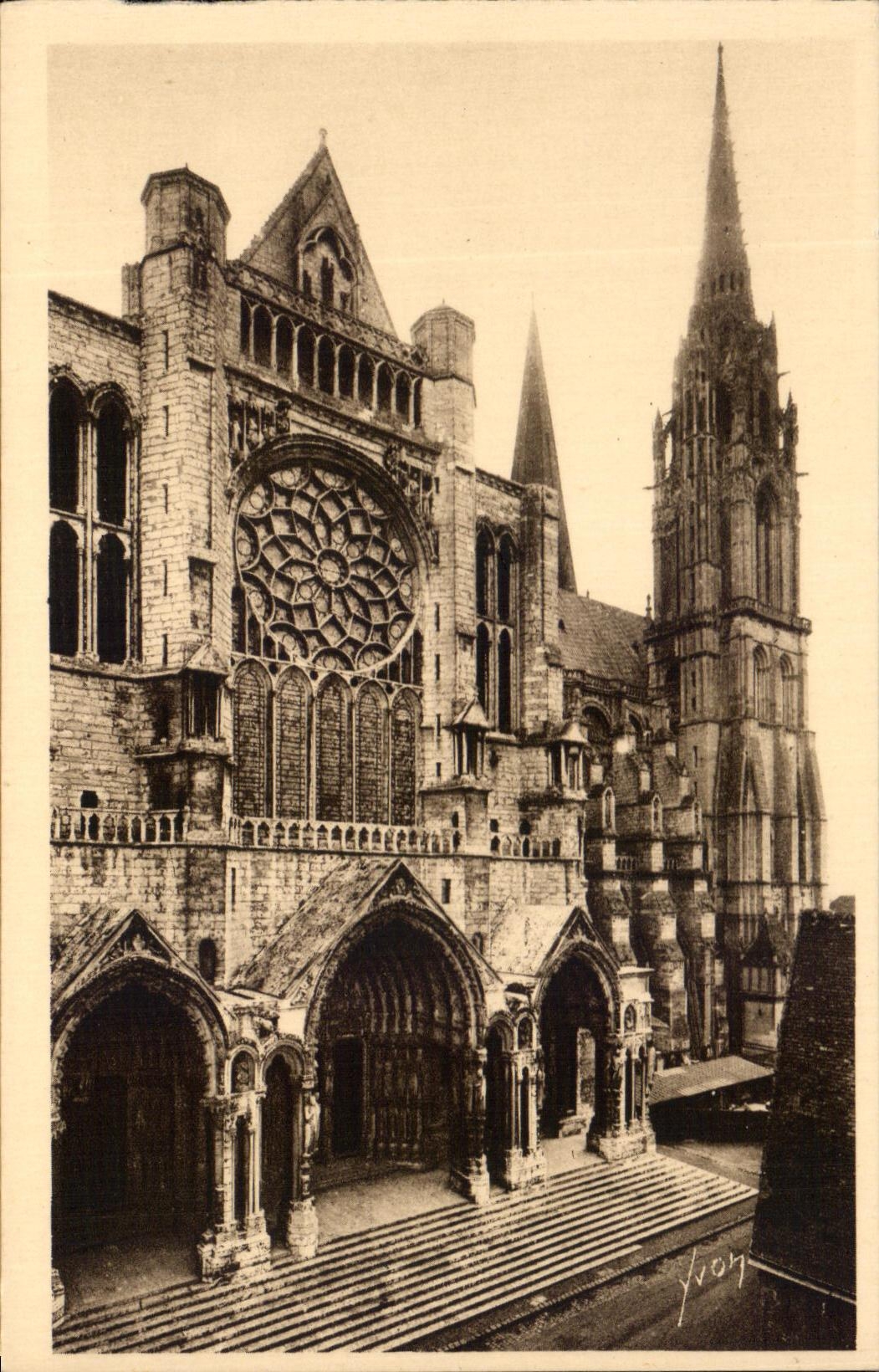 CPA Soft Chartres France the Northern Gate And the Arrow