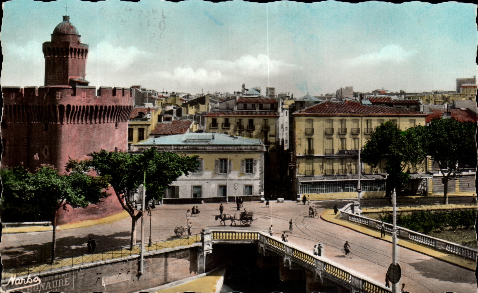 CPA Perpignan Le Castillet Et Le Pont Magenta Vue Prise Des Nouvelles Galeries
