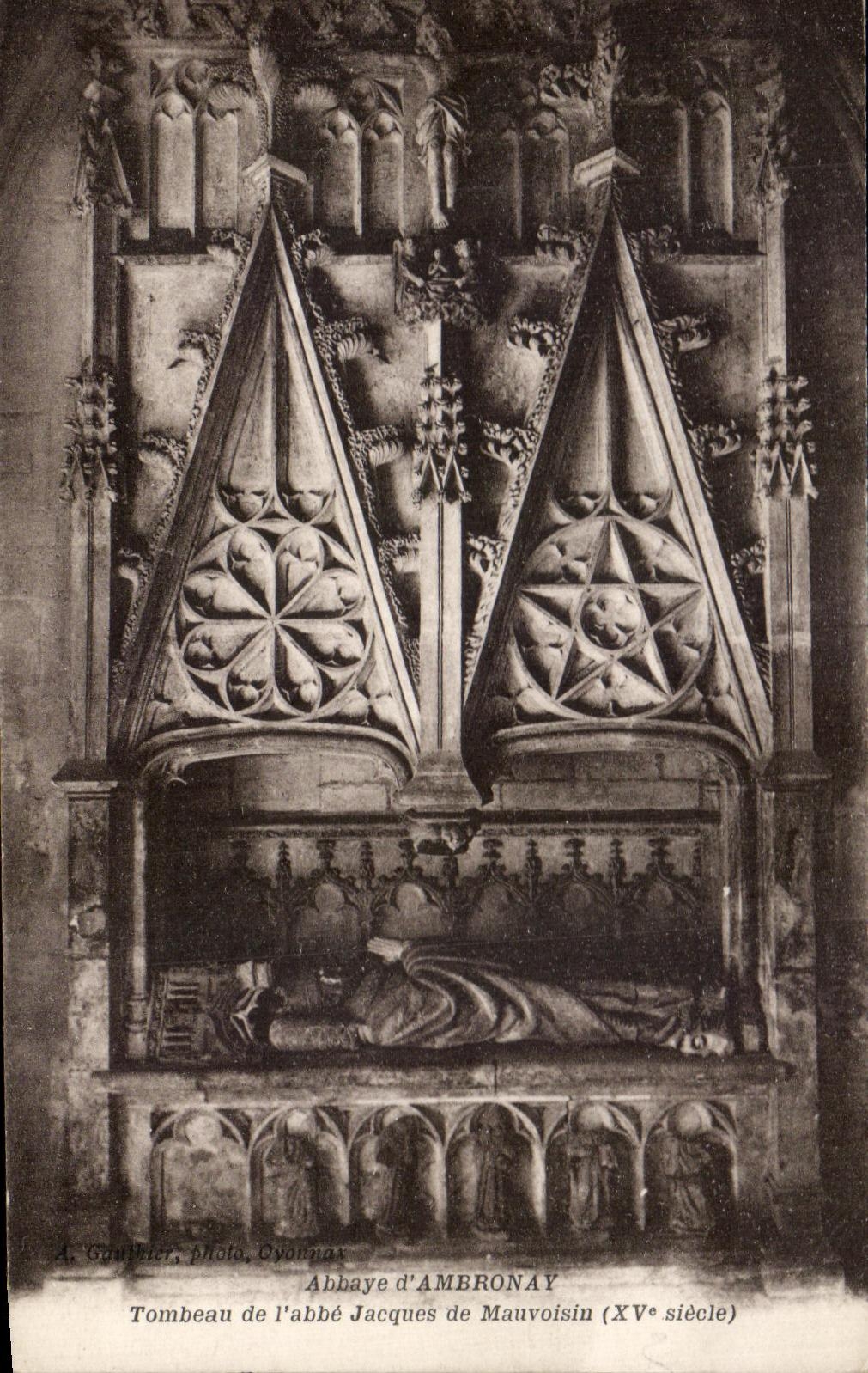 CPA Abbey of Ambronay Tomb of the abbot Jacques de Mauvoisin