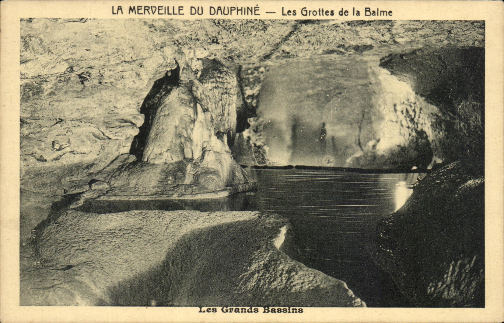 CPA La Merveille Du Dauphine Les Grottes De La Balme Les grands bassins