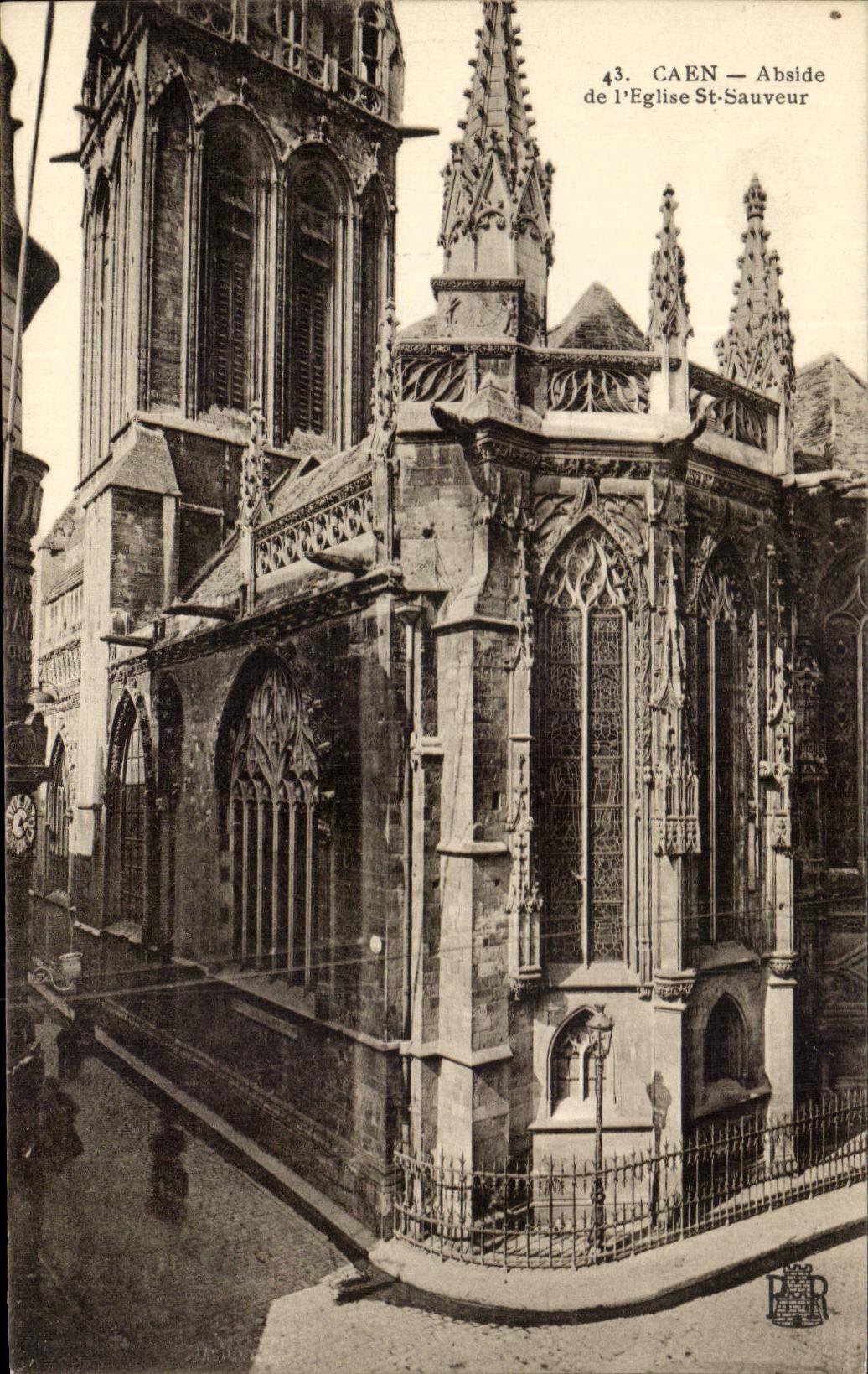 CPA Caen Abside De l'Eglise St Sauveur