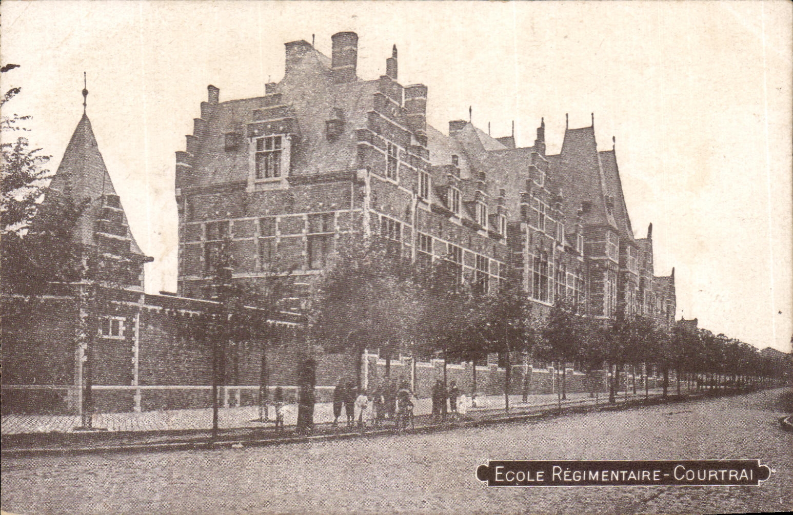 CPA Regimental School Courtrai Militaria