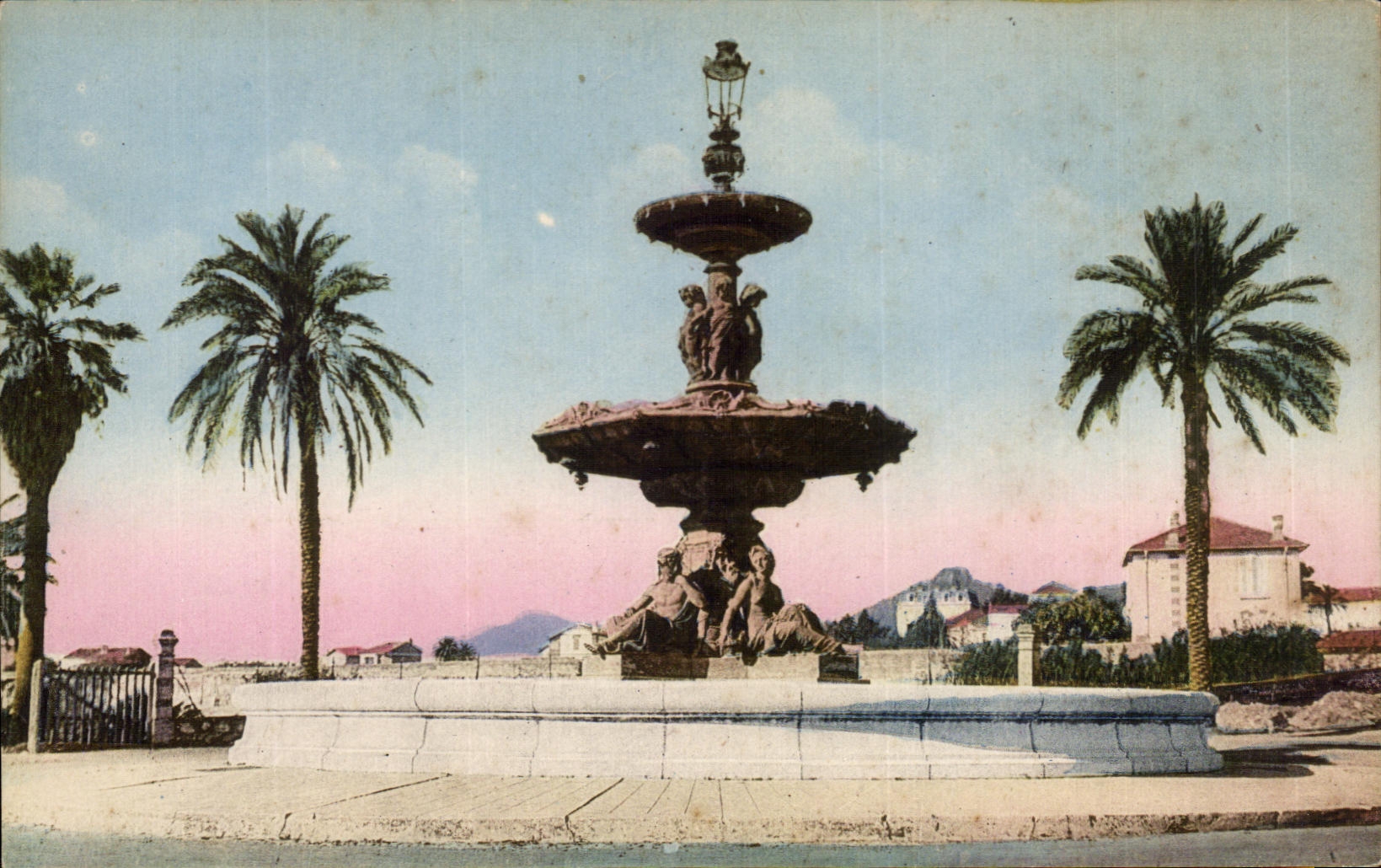 CPA Hyeres Les Palmiers Fontaine Godillot